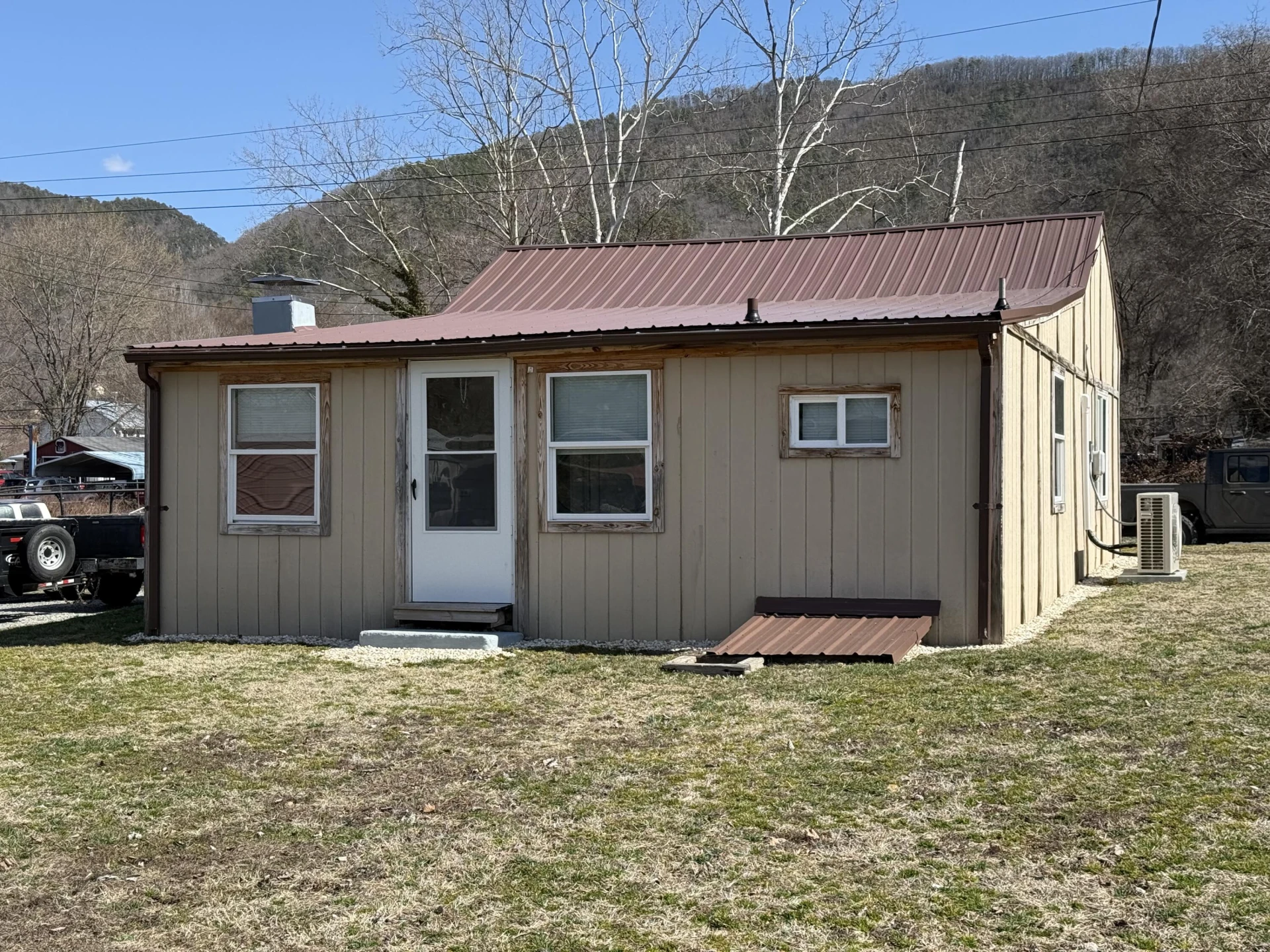 1407 Walnut Ave - Photo 2