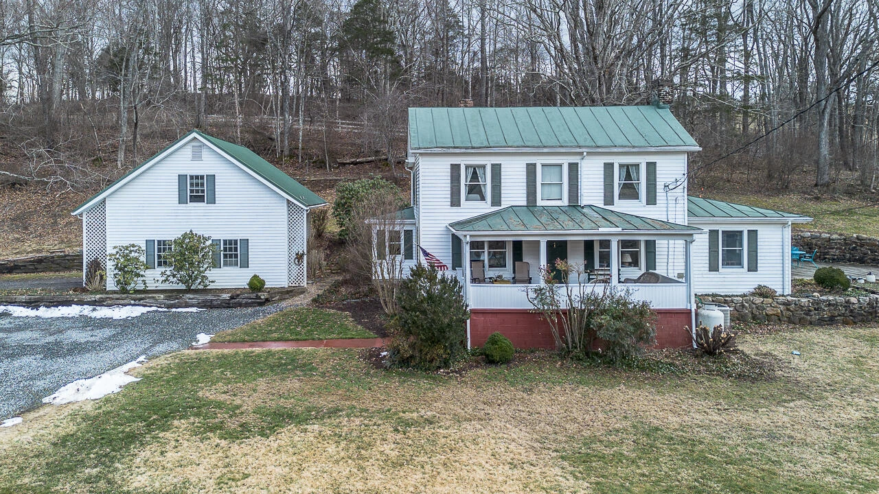 99 Farmhouse Rd - Photo 2
