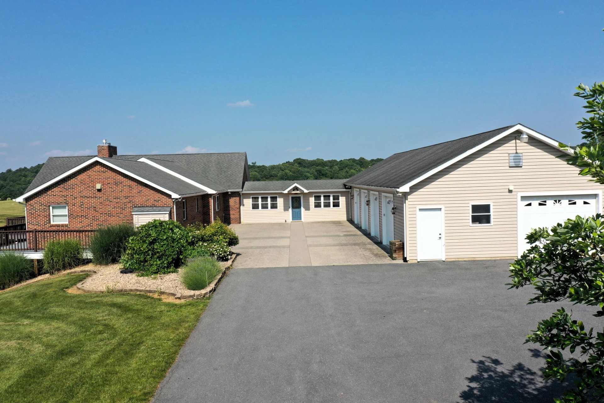 162 Trinity Ln - Photo 9