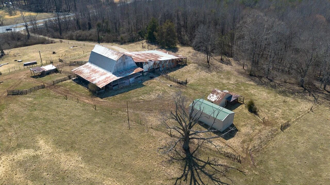 2350 S Amherst Highway - Photo 5