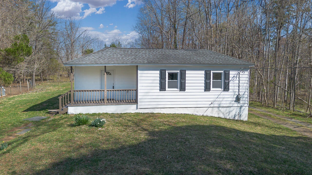 7540 Damon Rd - Photo 2