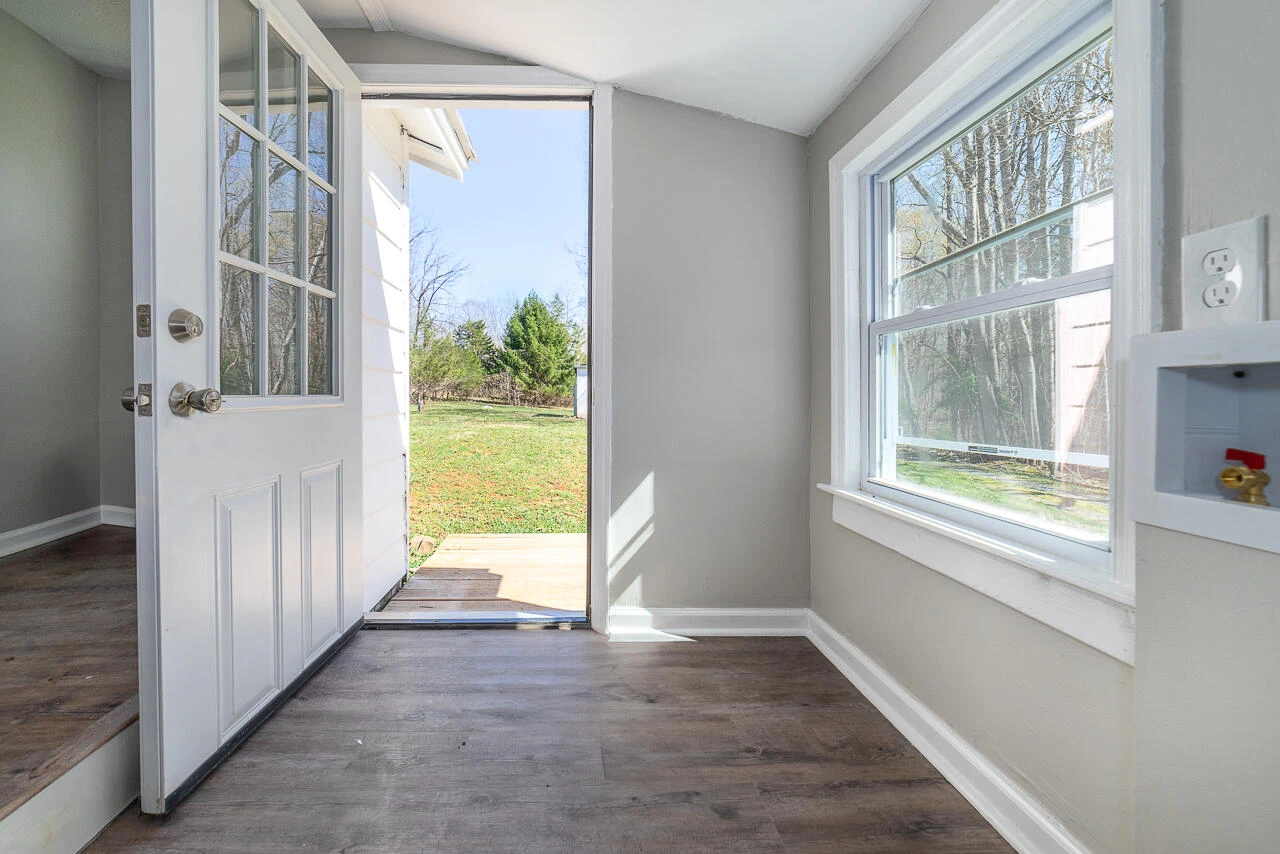 7540 Damon Rd - Photo 22