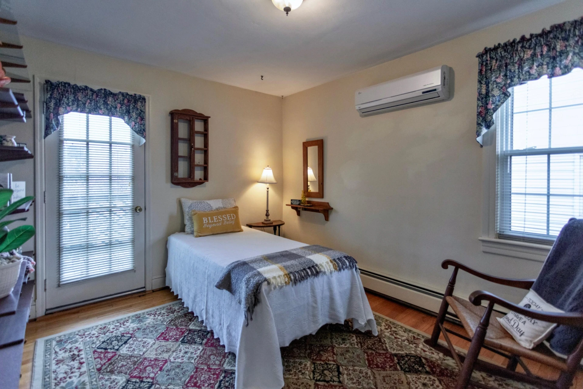 809 S Main St - Photo 12