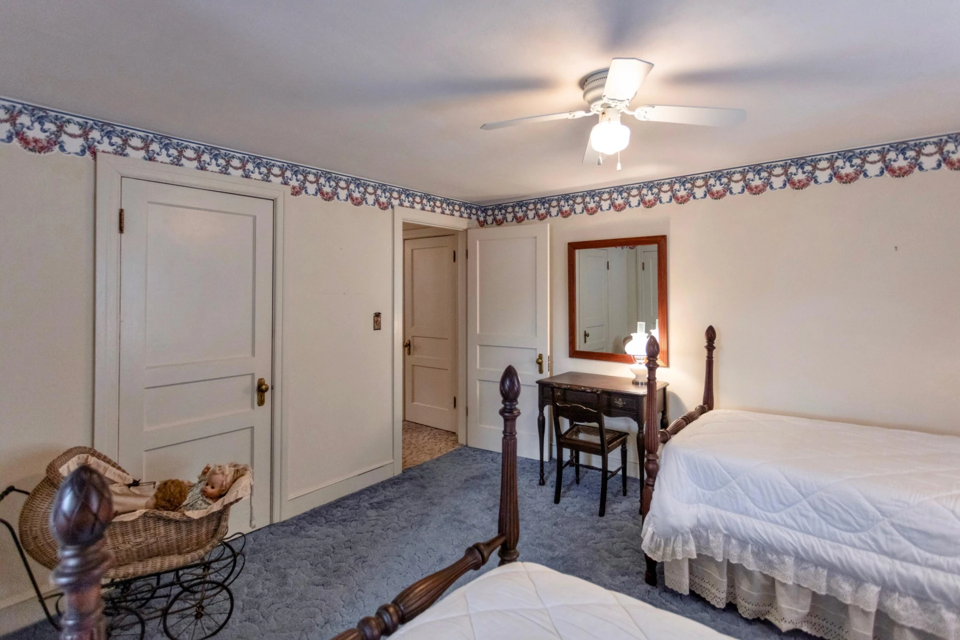 809 S Main St - Photo 17
