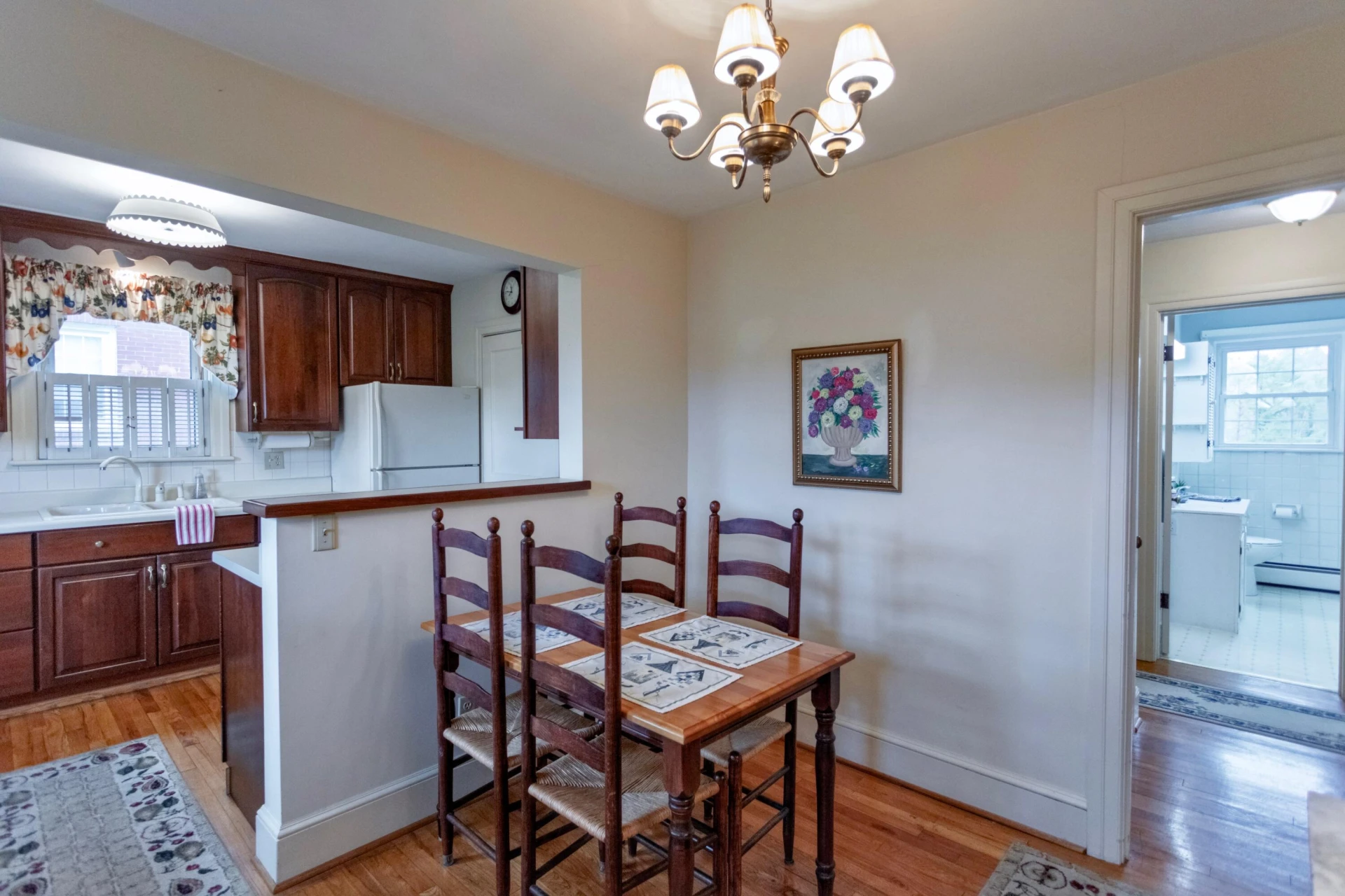 809 S Main St - Photo 4