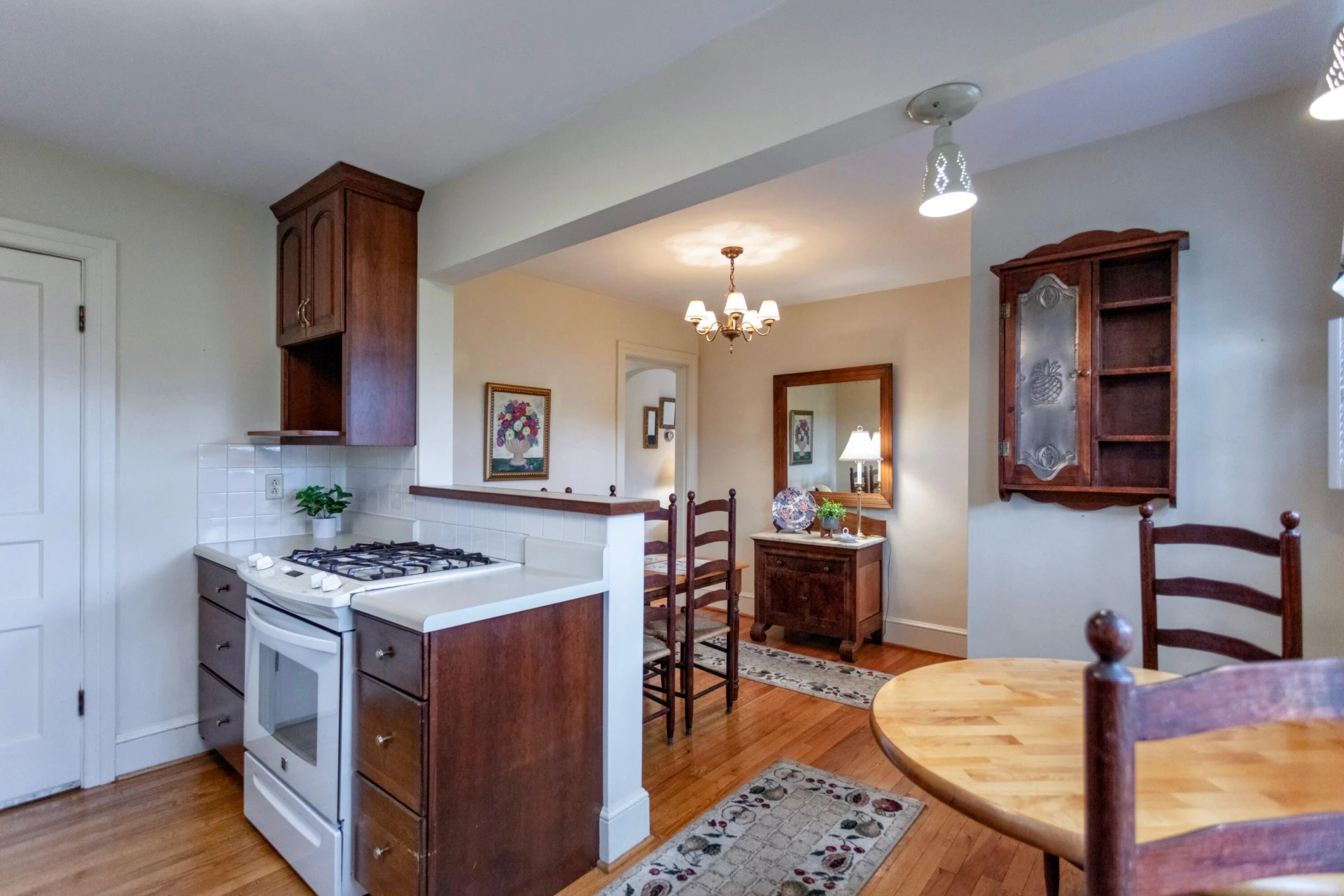 809 S Main St - Photo 6