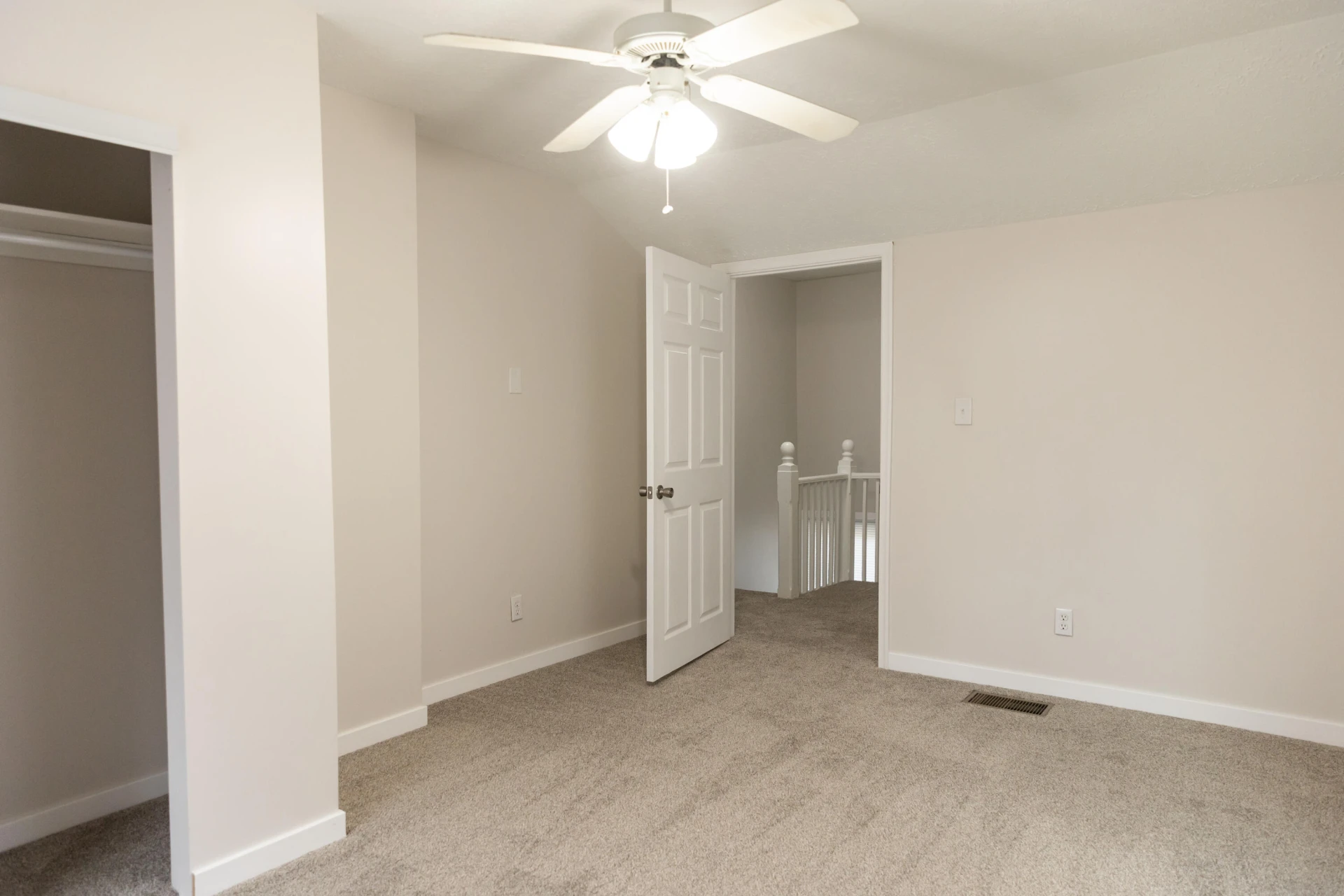 825 W 29th St - Photo 25