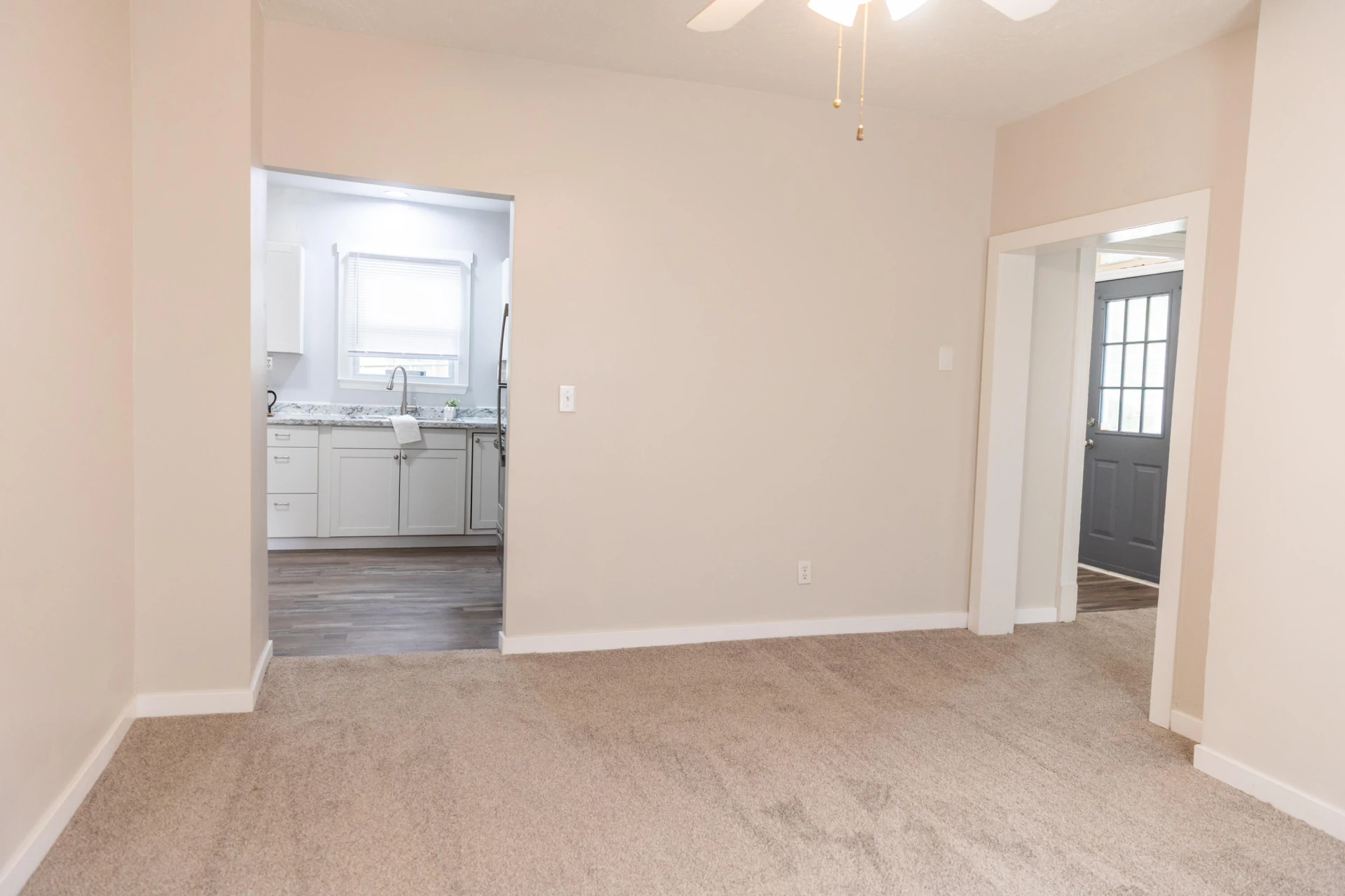 825 W 29th St - Photo 8