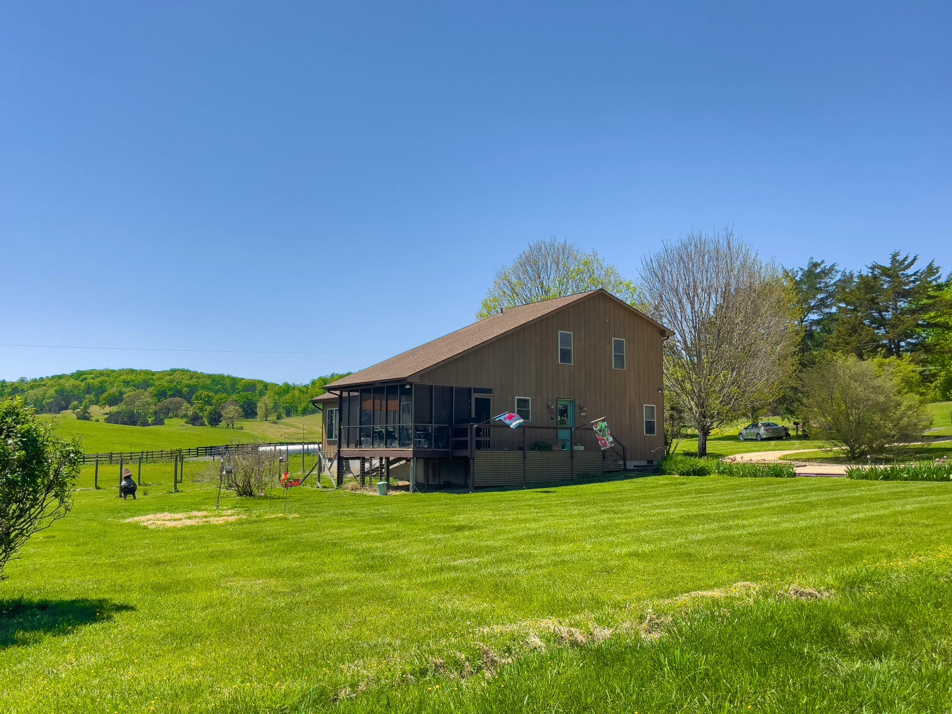 1255 Ross Rd - Photo 2
