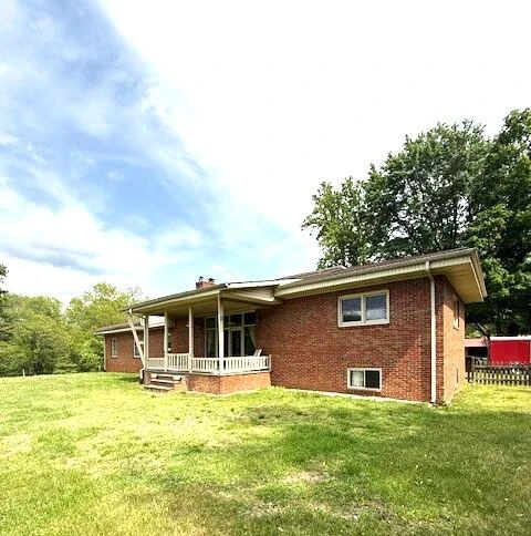 691 Alleghany Ave - Photo 3