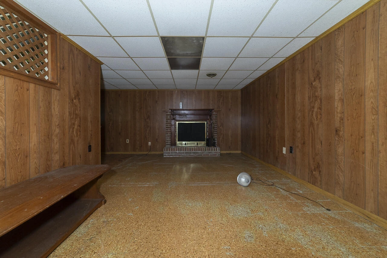 2311 Holly Ave - Photo 22