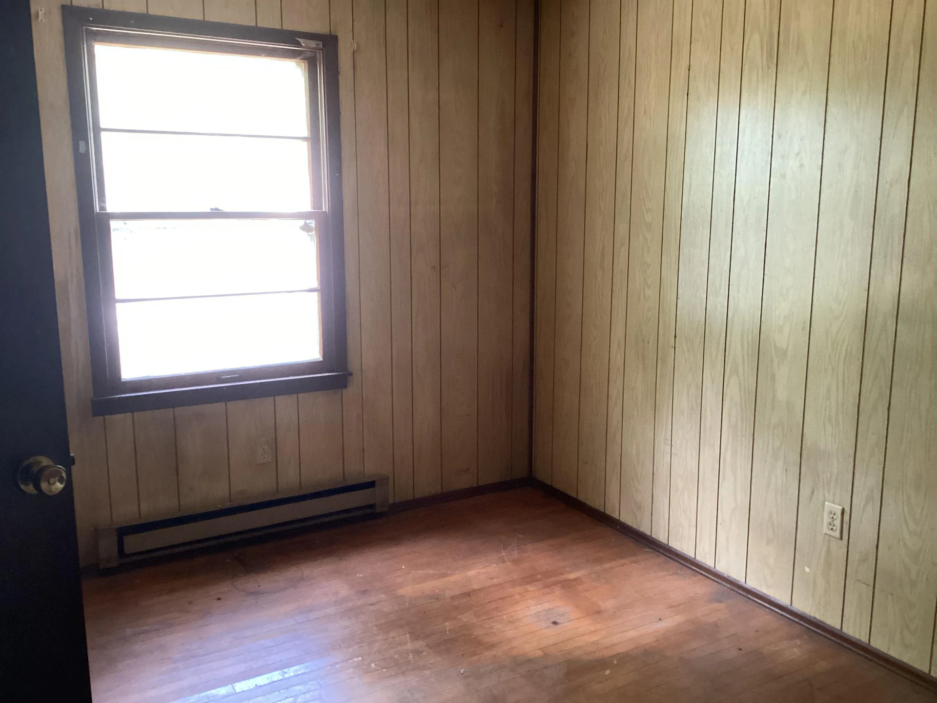 262 E 35th St - Photo 5