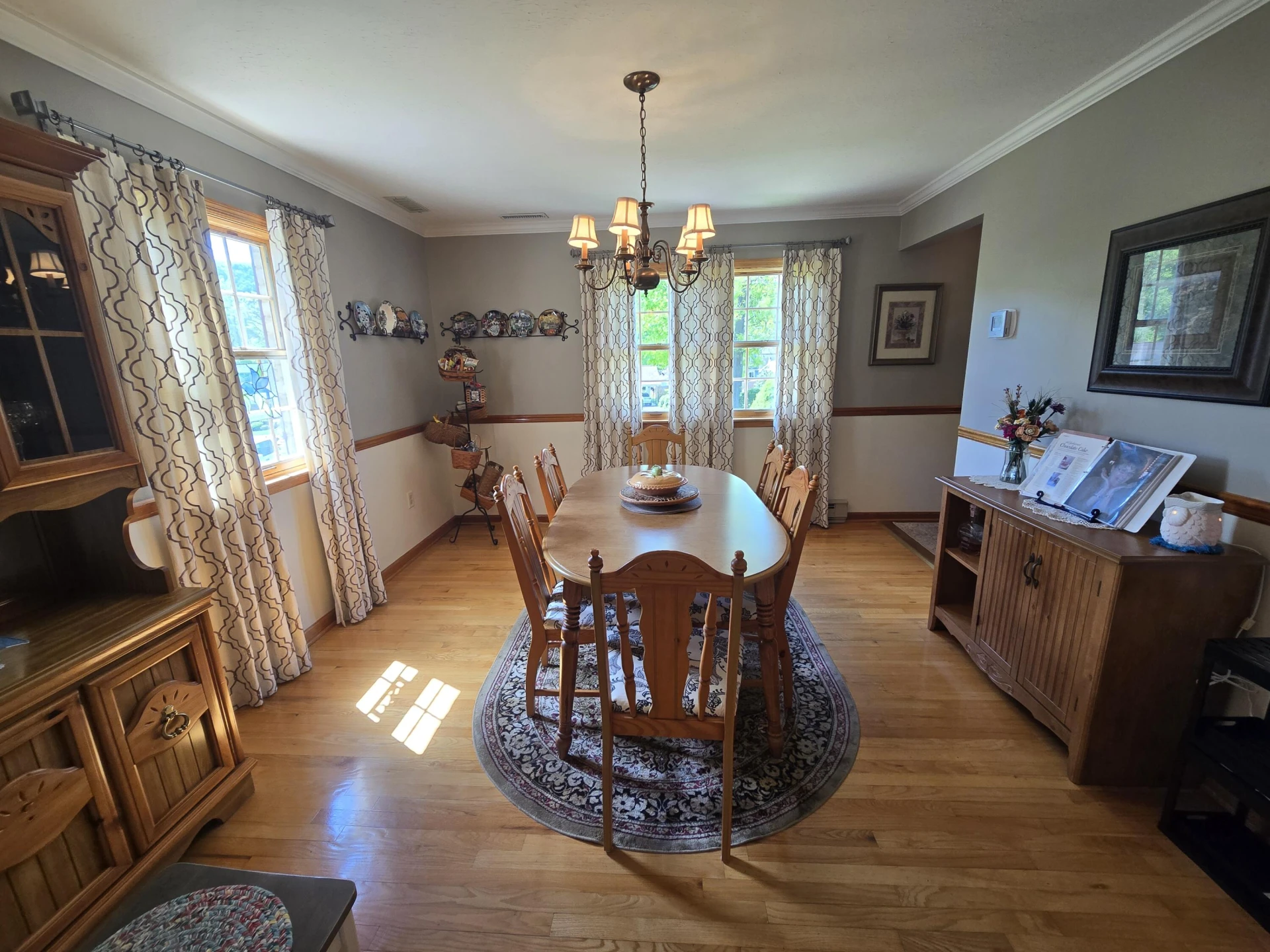 1003 Apache Ct - Photo 4