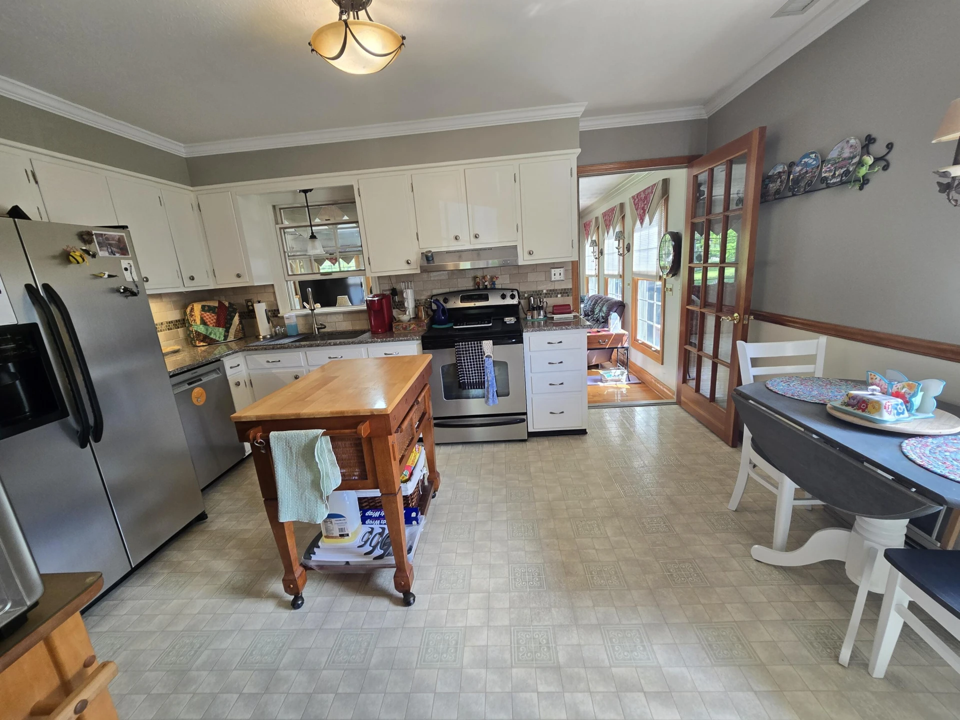 1003 Apache Ct - Photo 6
