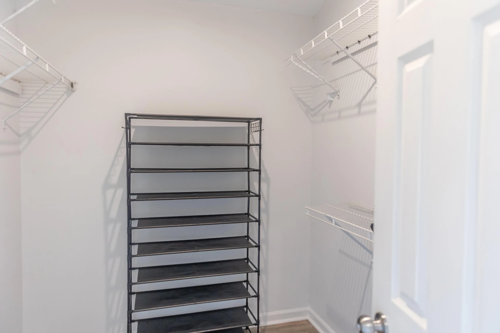 256 E 28th St - Photo 24