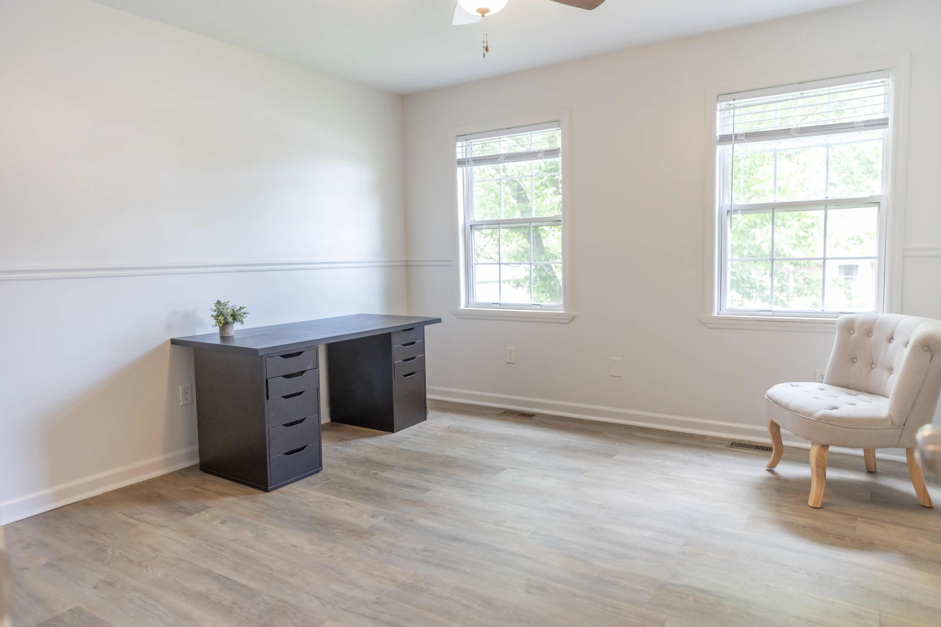 256 E 28th St - Photo 29