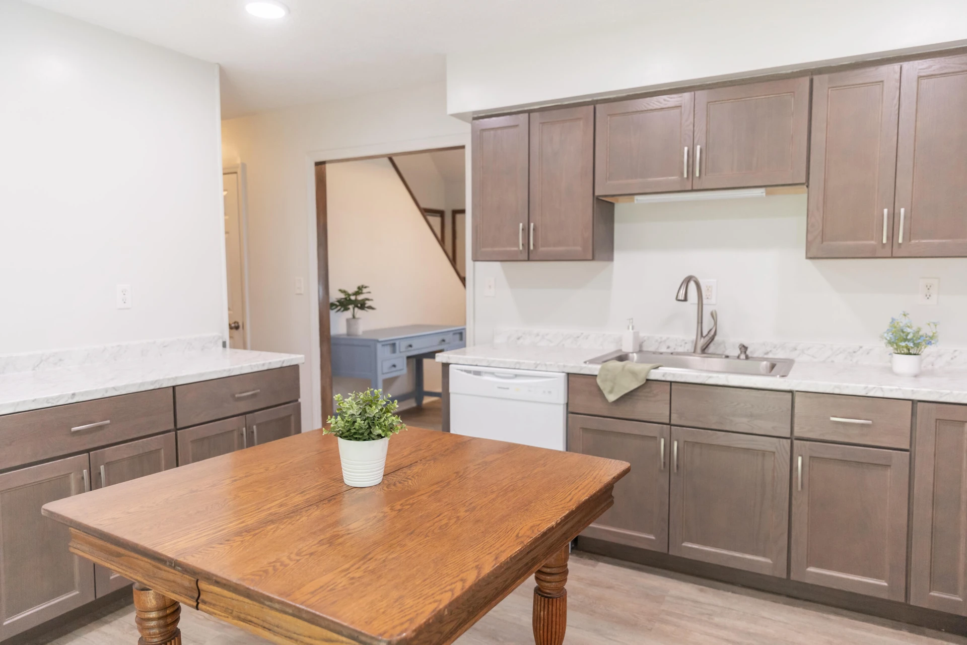 256 E 28th St - Photo 8