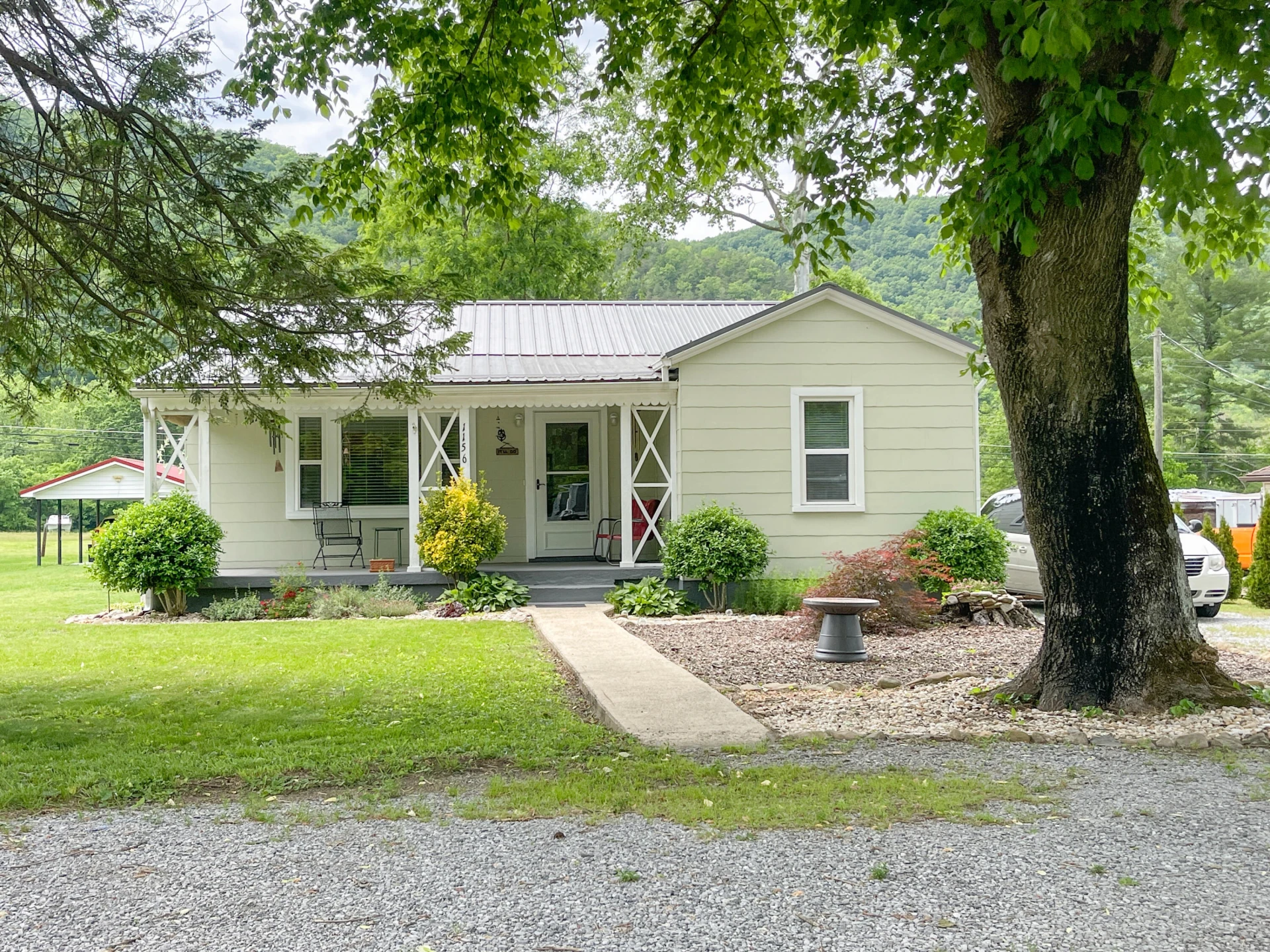 1156 Arnolds Valley Rd