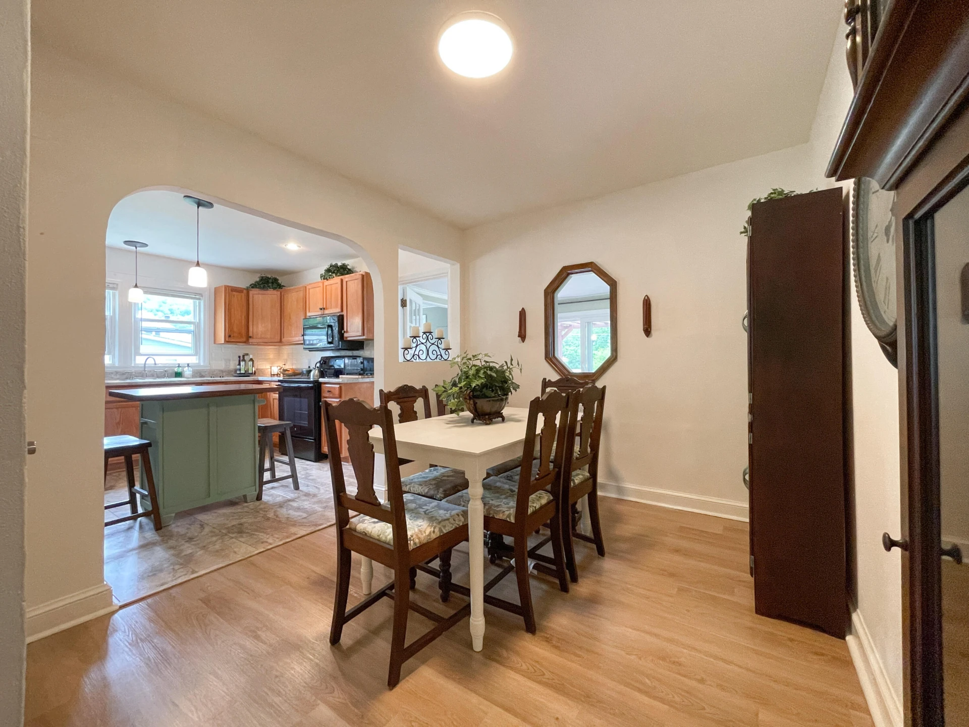 1156 Arnolds Valley Rd - Photo 3