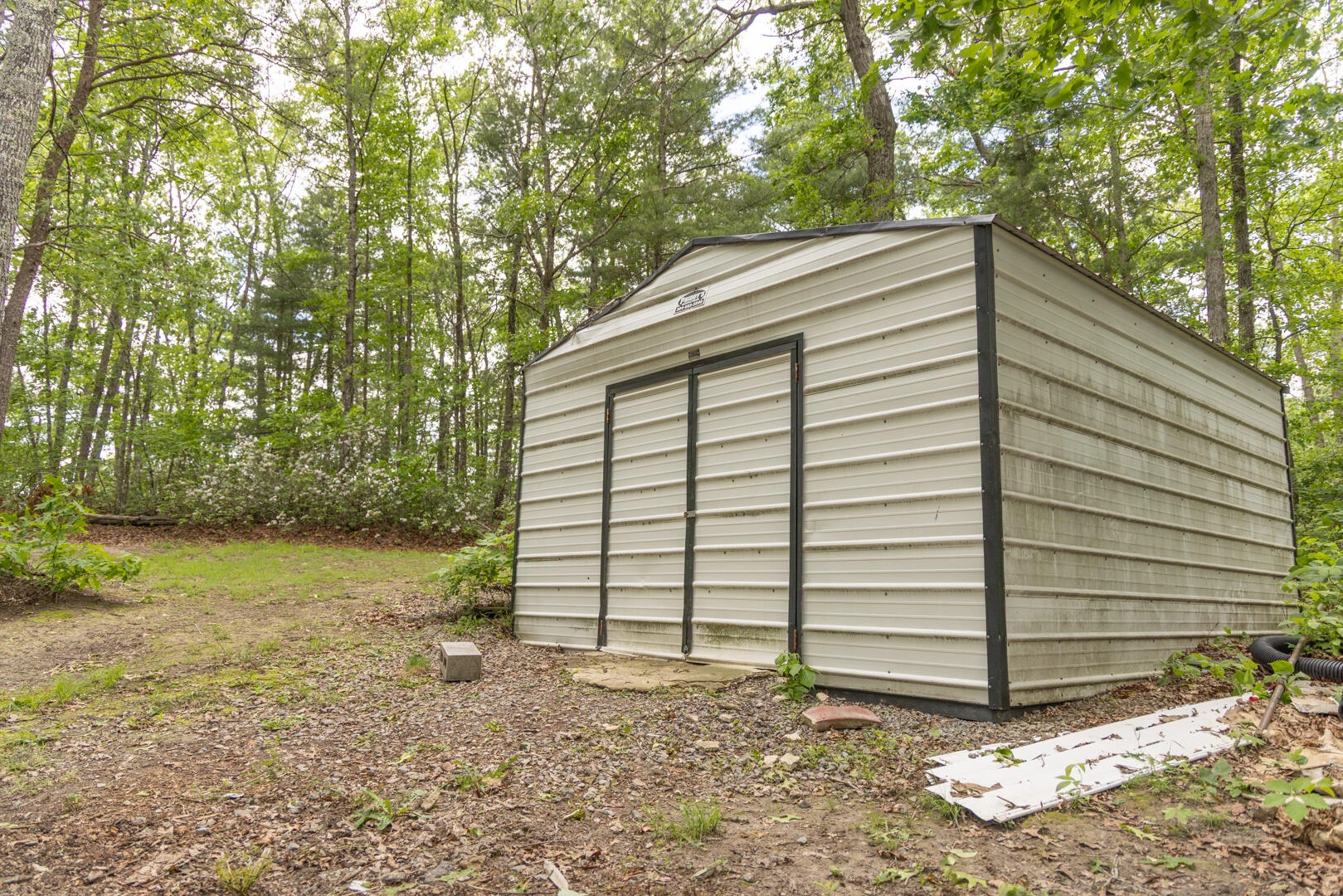 576 Cook Ln - Photo 28