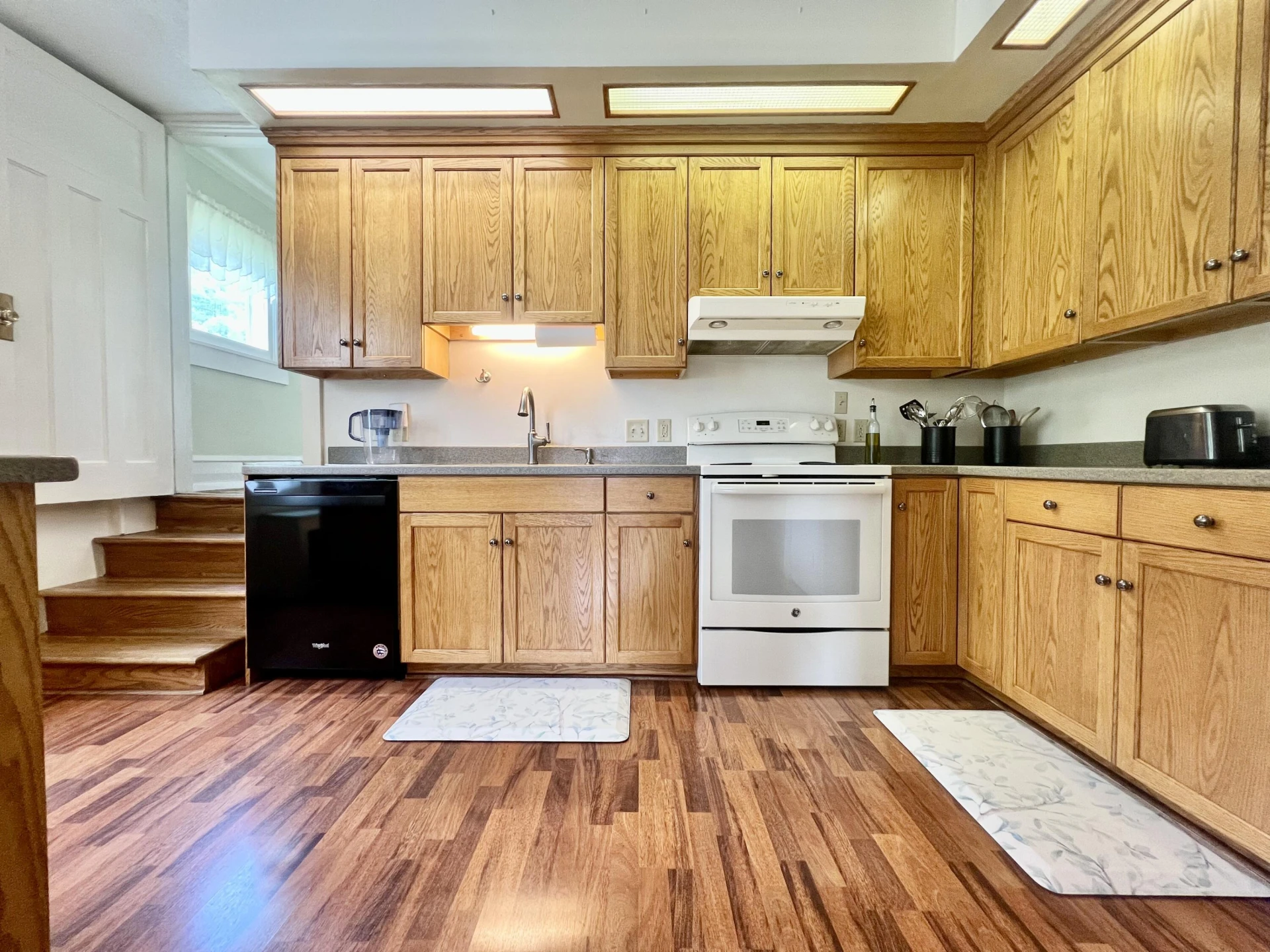 2475 Chestnut Ave - Photo 41