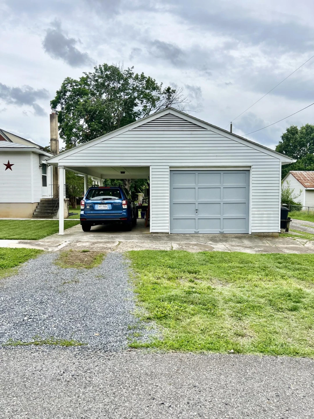 2475 Chestnut Ave - Photo 9