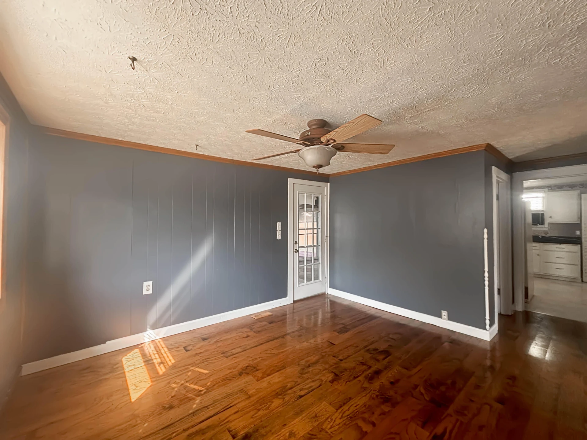 102 N Marion Ave - Photo 12