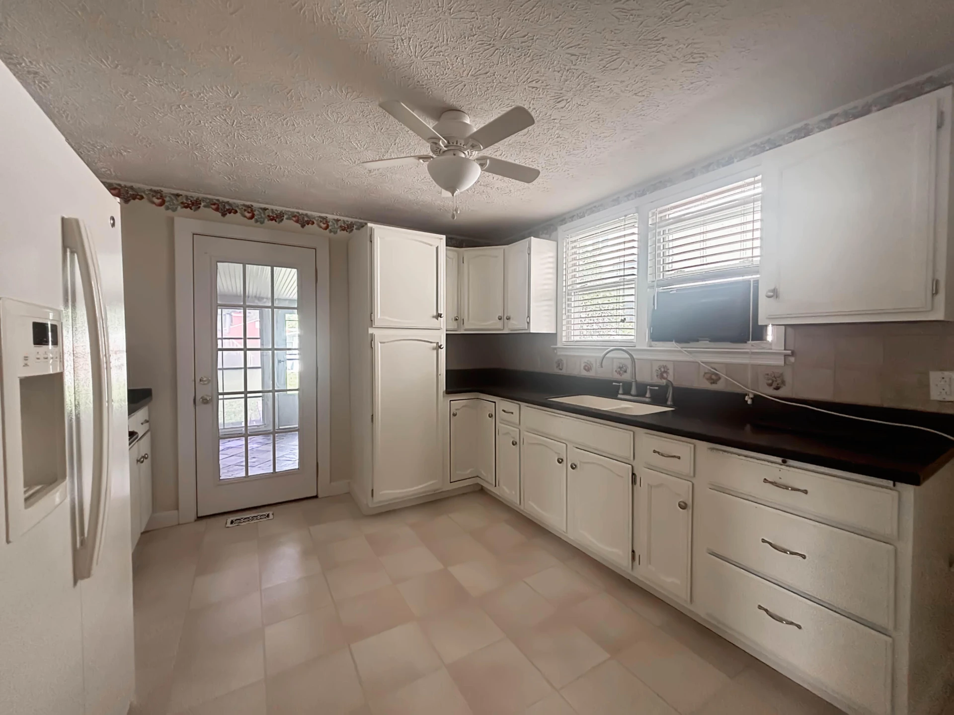 102 N Marion Ave - Photo 14
