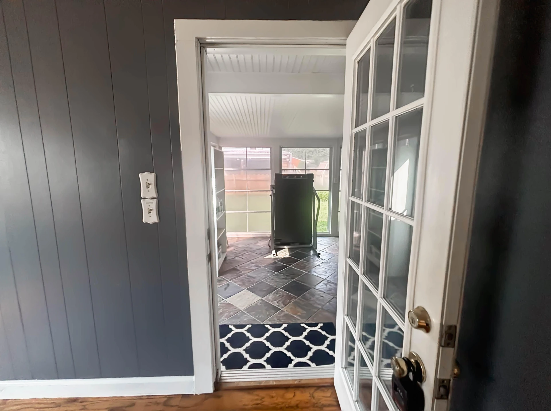 102 N Marion Ave - Photo 16