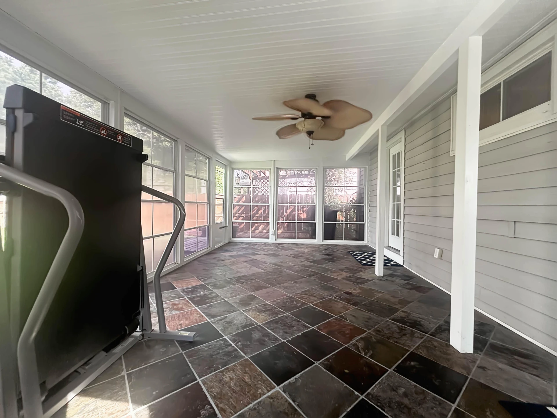 102 N Marion Ave - Photo 30