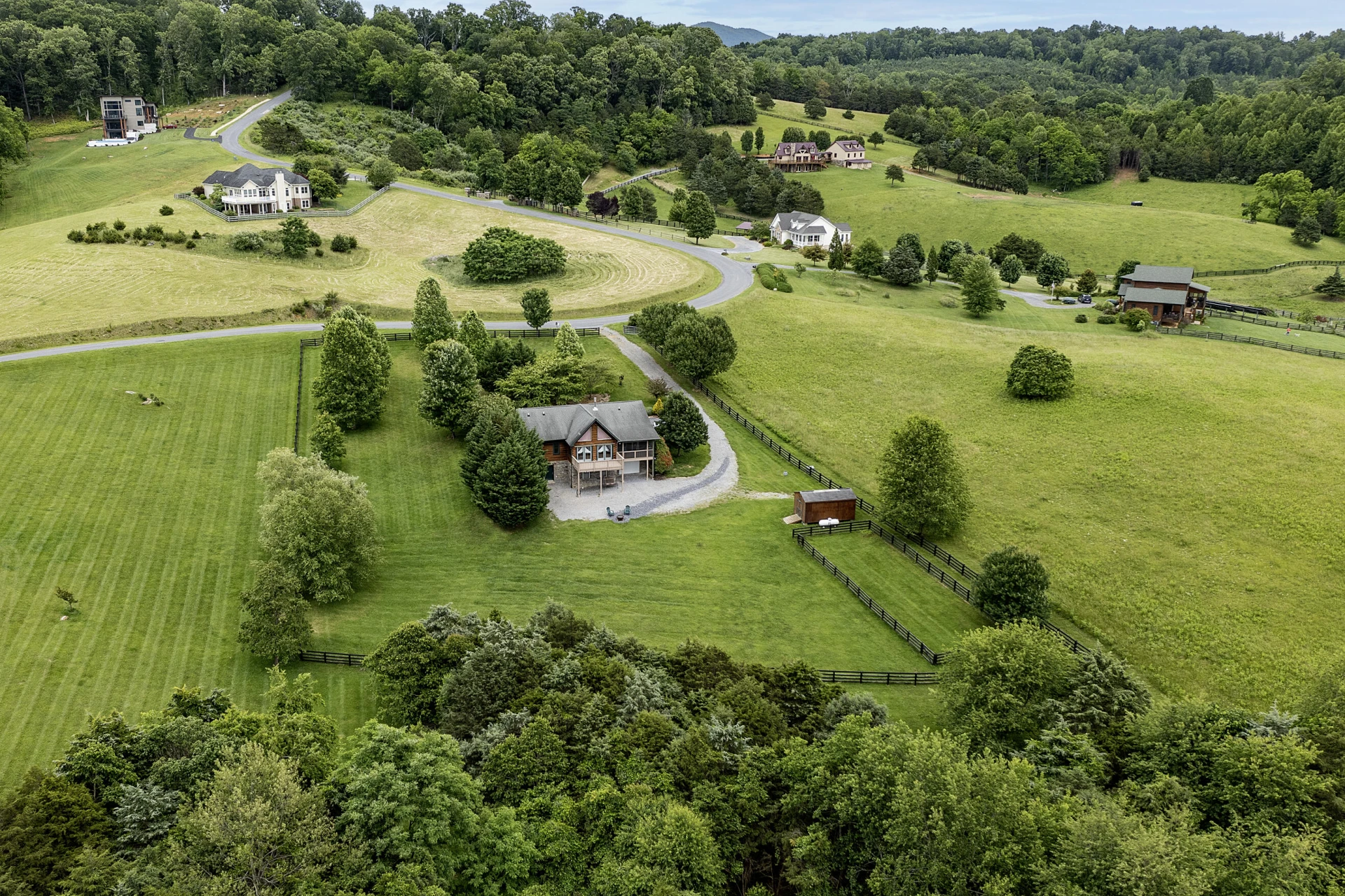 140 Cherry Ridge Ln - Photo 6