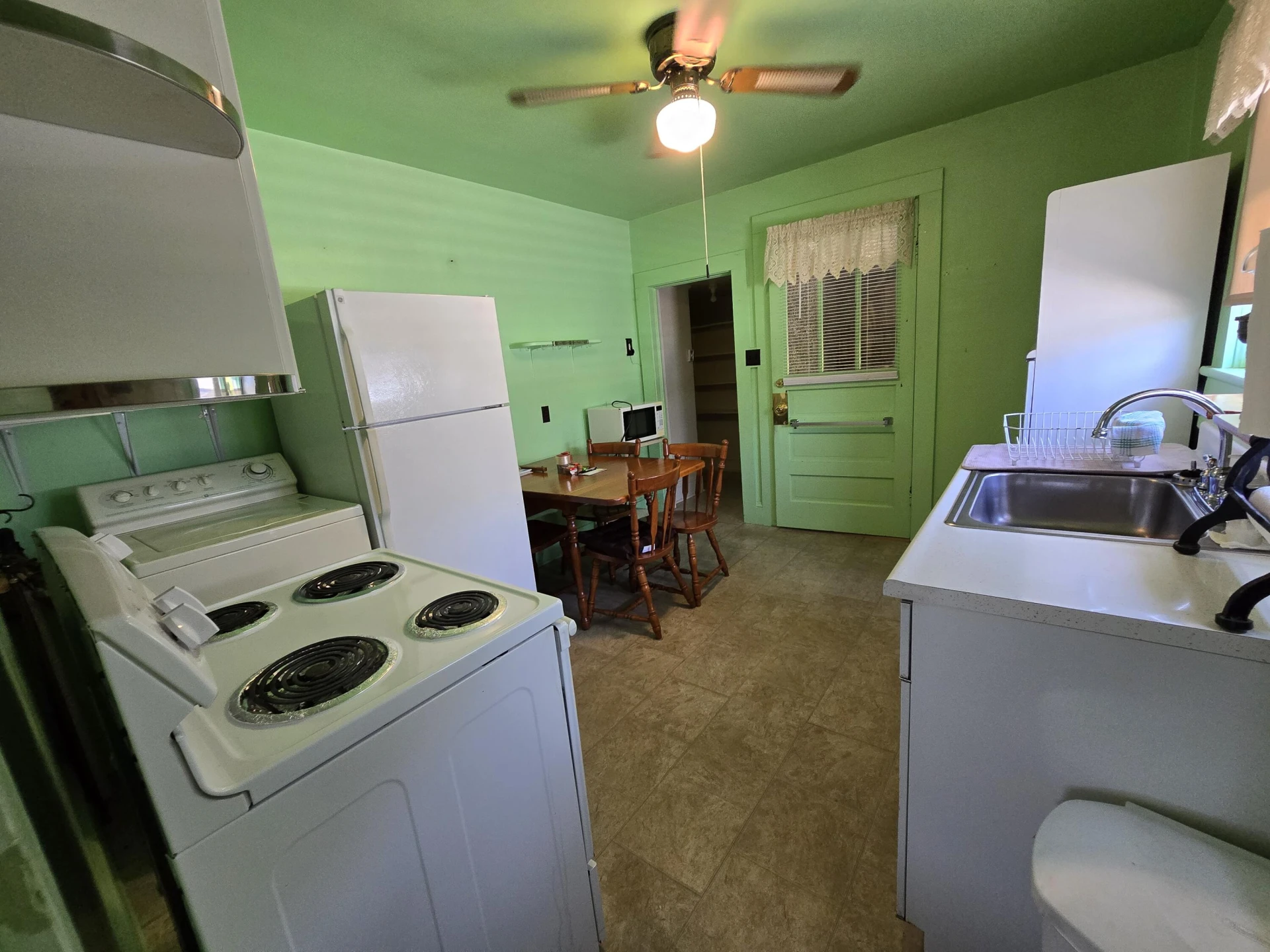 425 W Parrish St - Photo 10