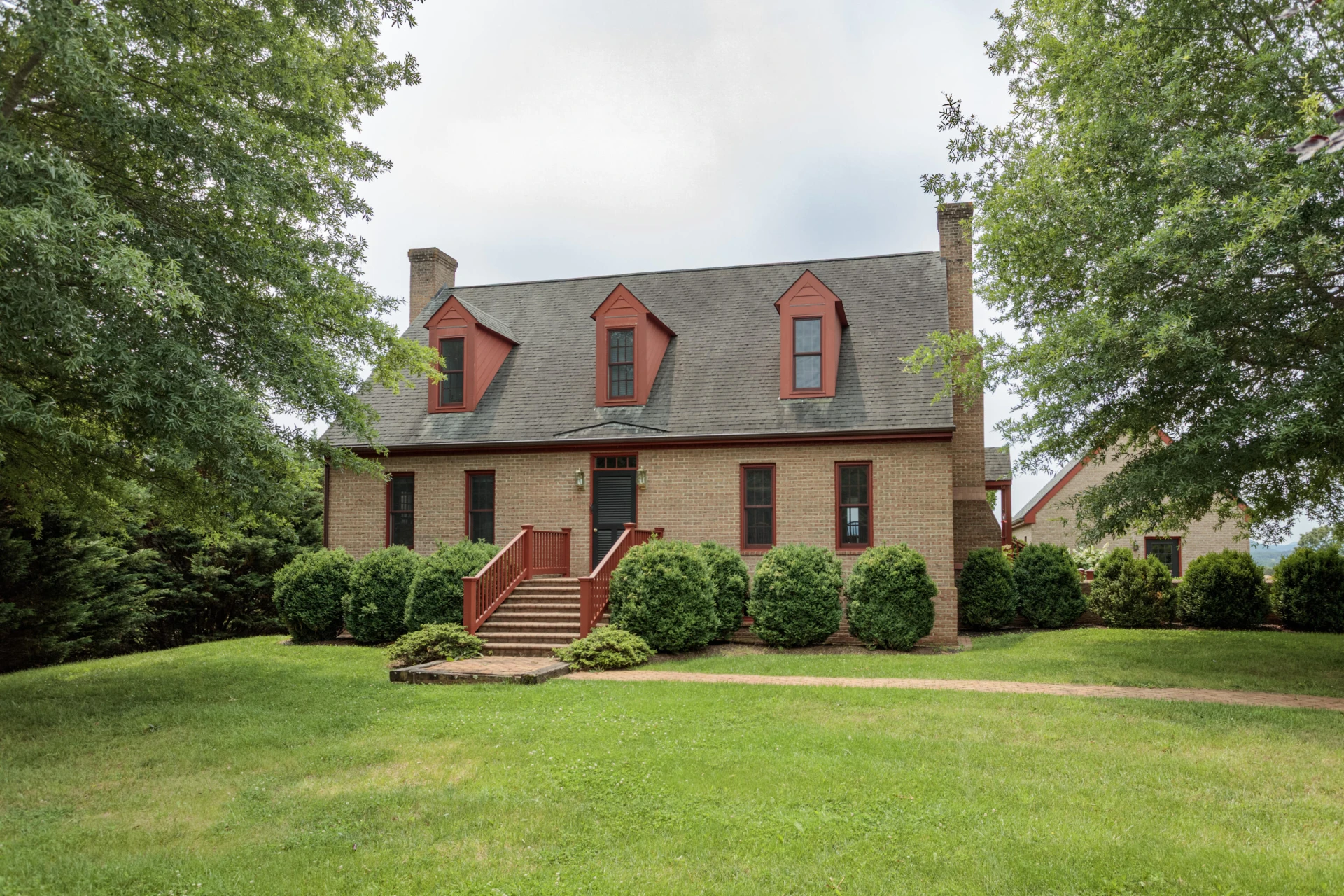 12 Meadow Heights Ln
