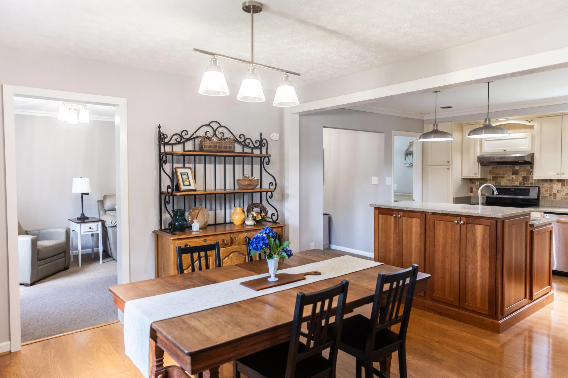1014 E 22nd St - Photo 16