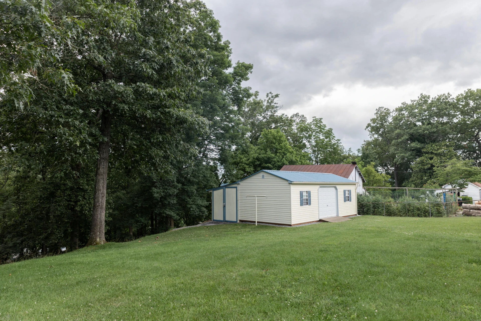 1014 E 22nd St - Photo 47