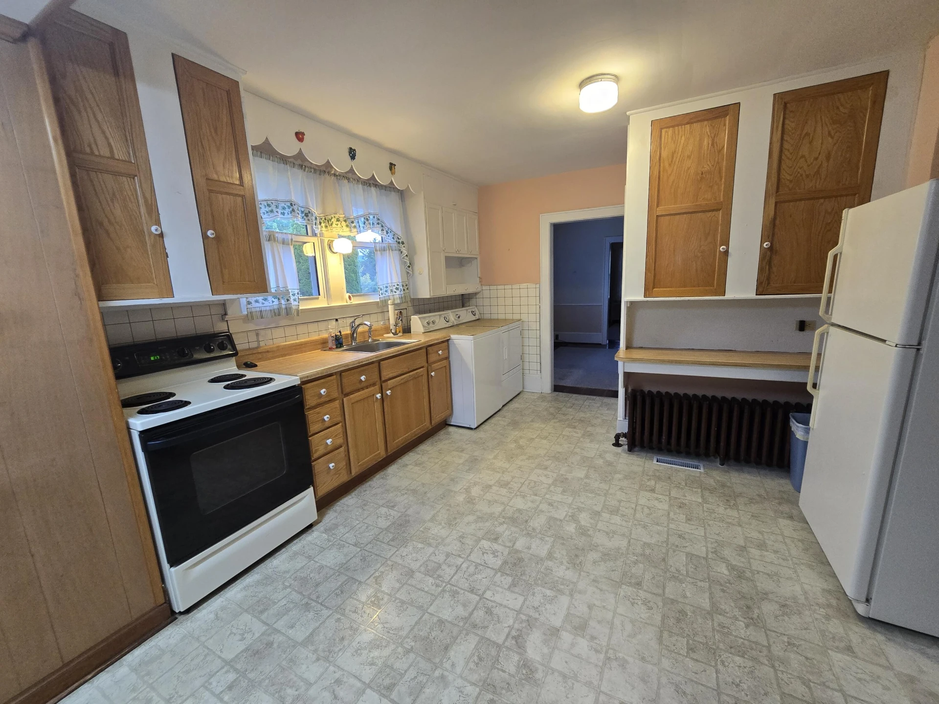 408 Douglas St - Photo 5