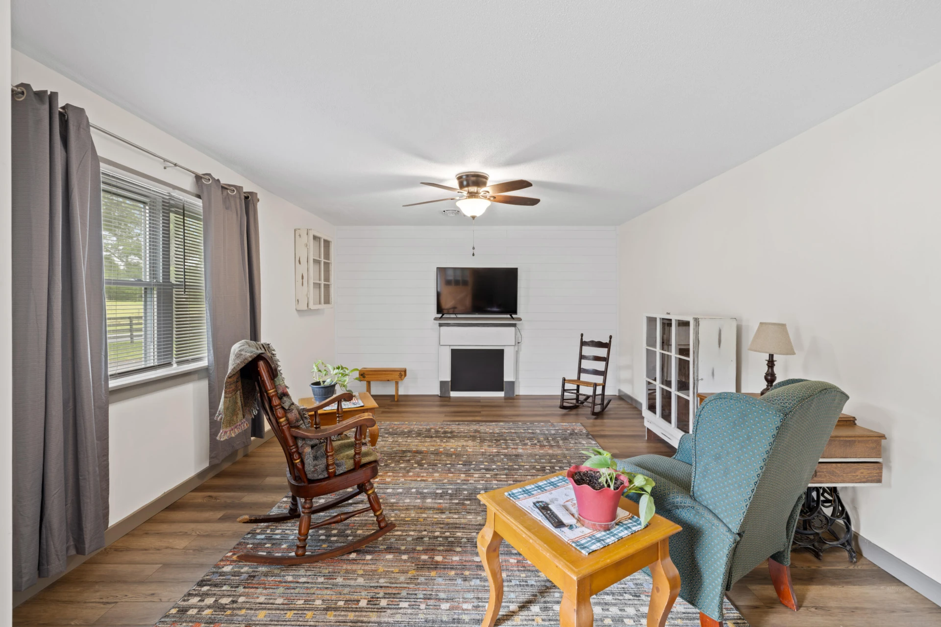 1653 Little River Rd - Photo 4
