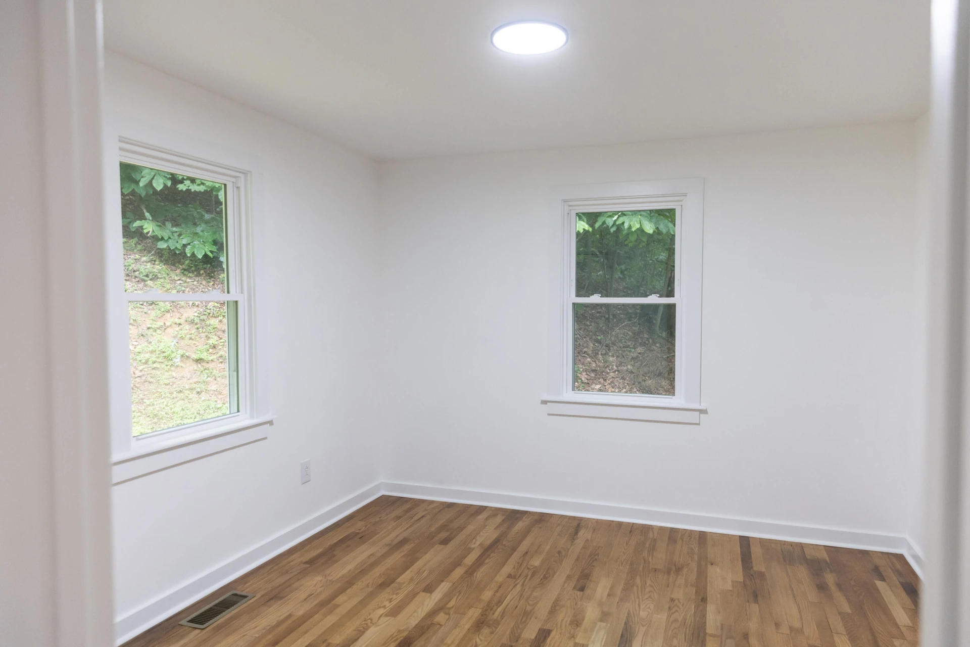 164 E 28th St - Photo 18