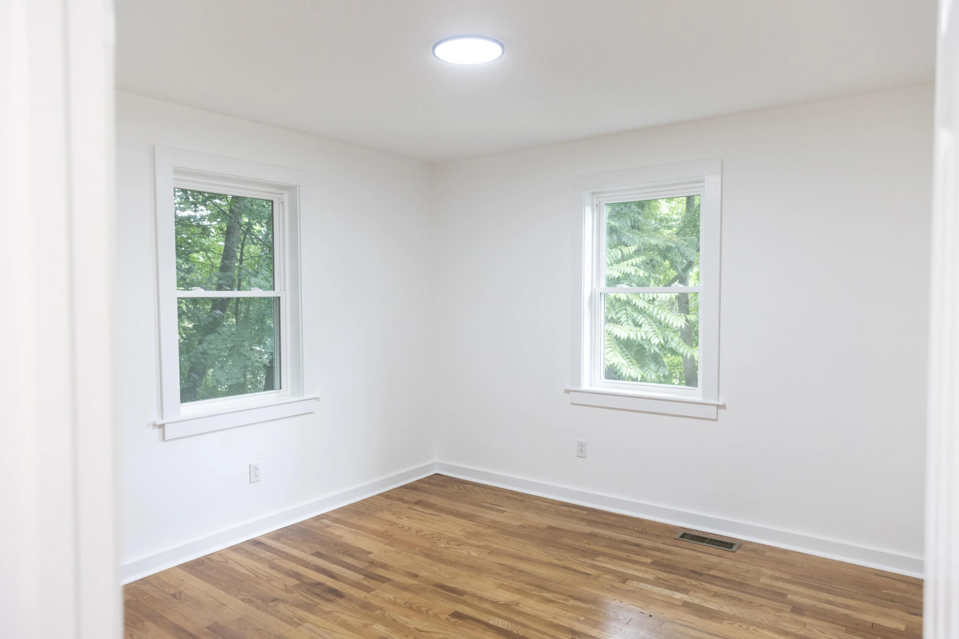 164 E 28th St - Photo 20