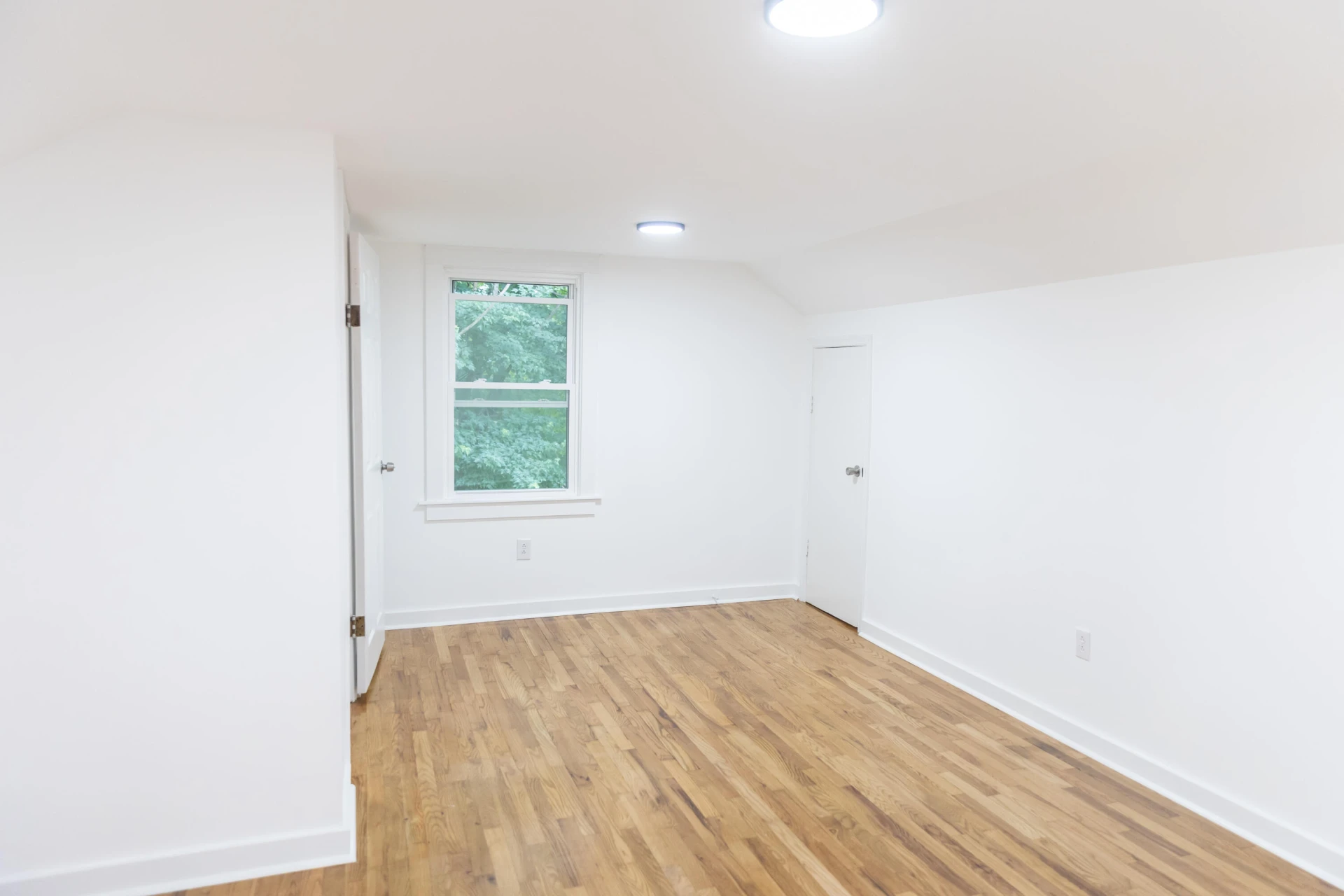 164 E 28th St - Photo 26