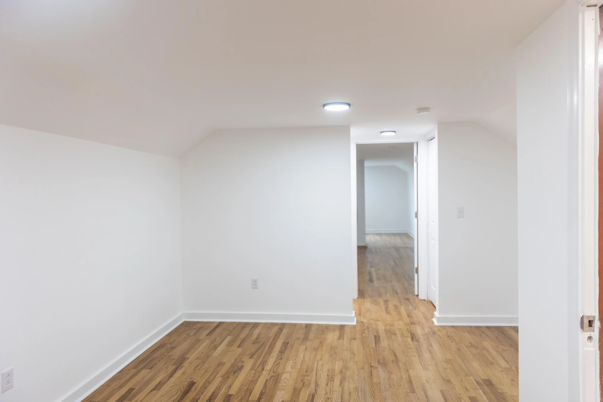 164 E 28th St - Photo 31