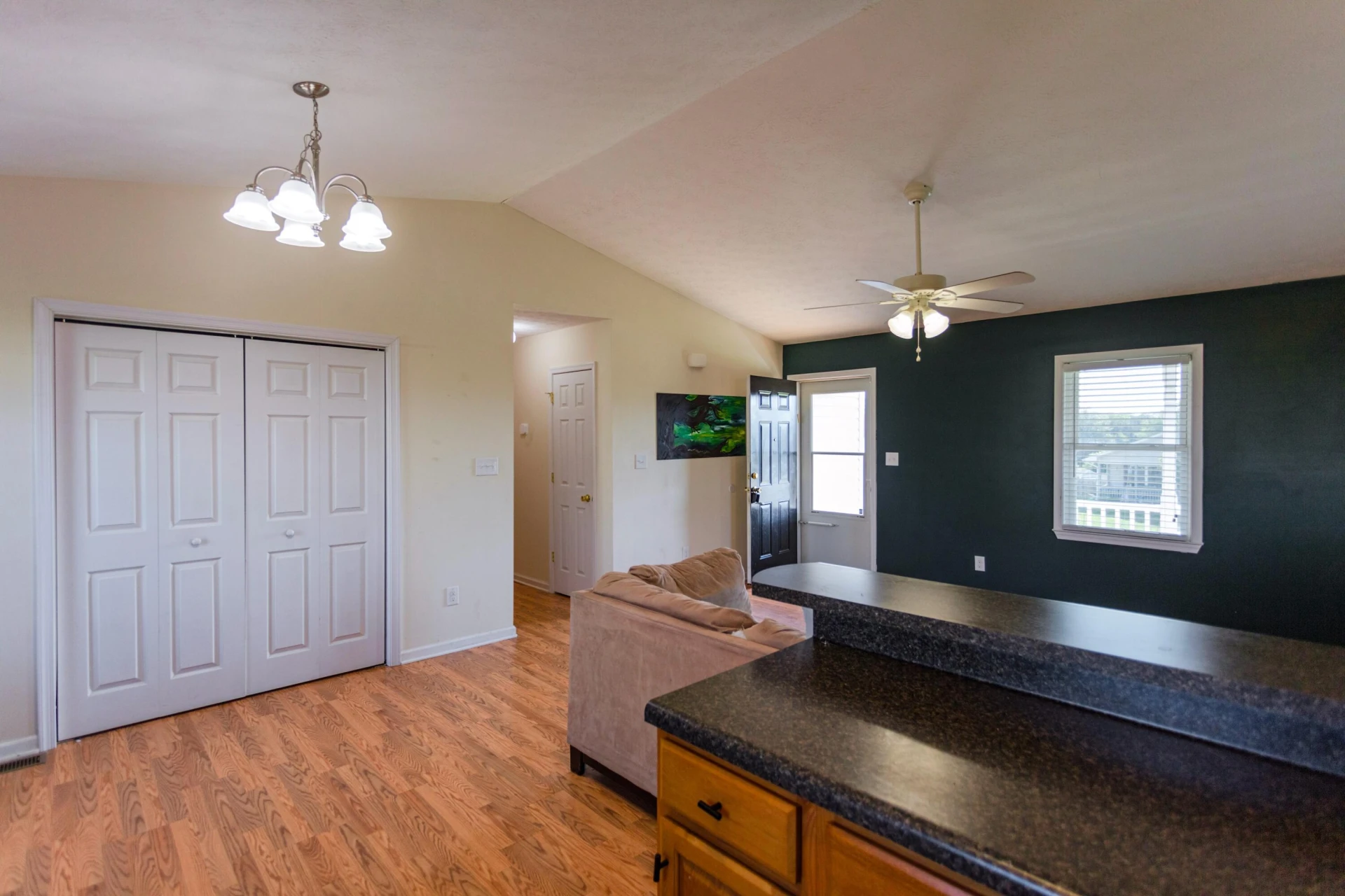 139 Village Way - Photo 8