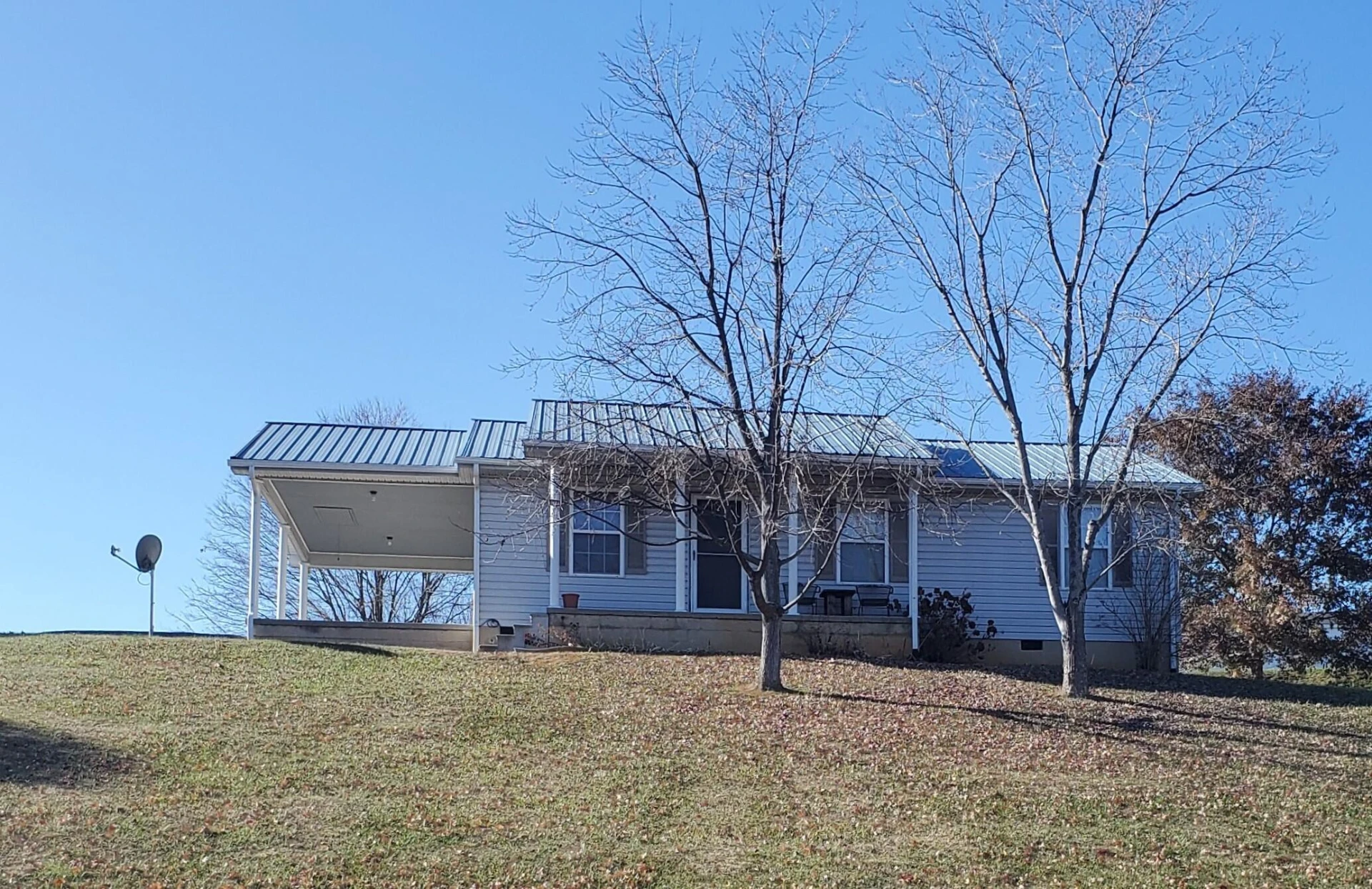 244 Hillside Dr