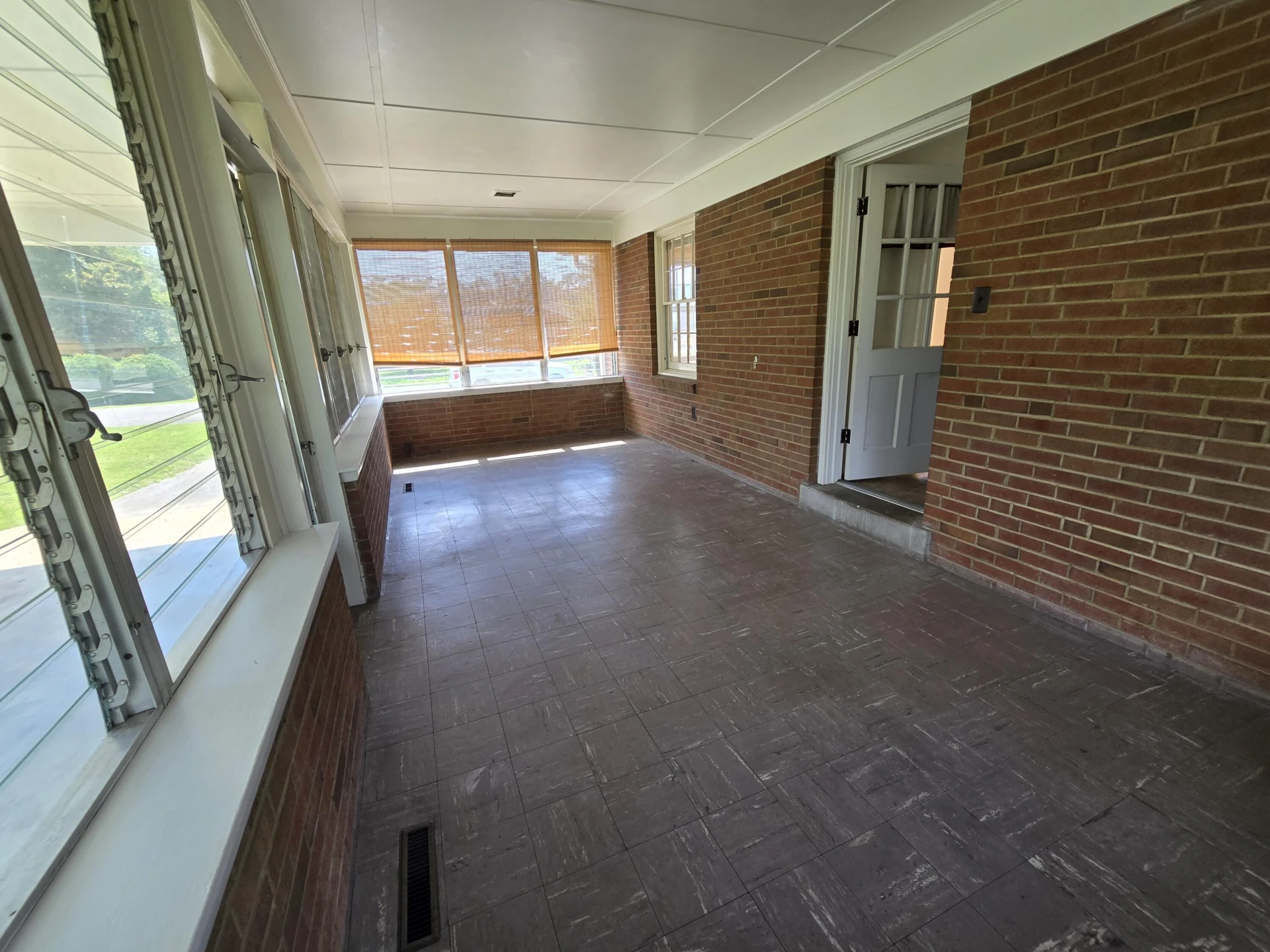 833 Acacia Ave - Photo 20