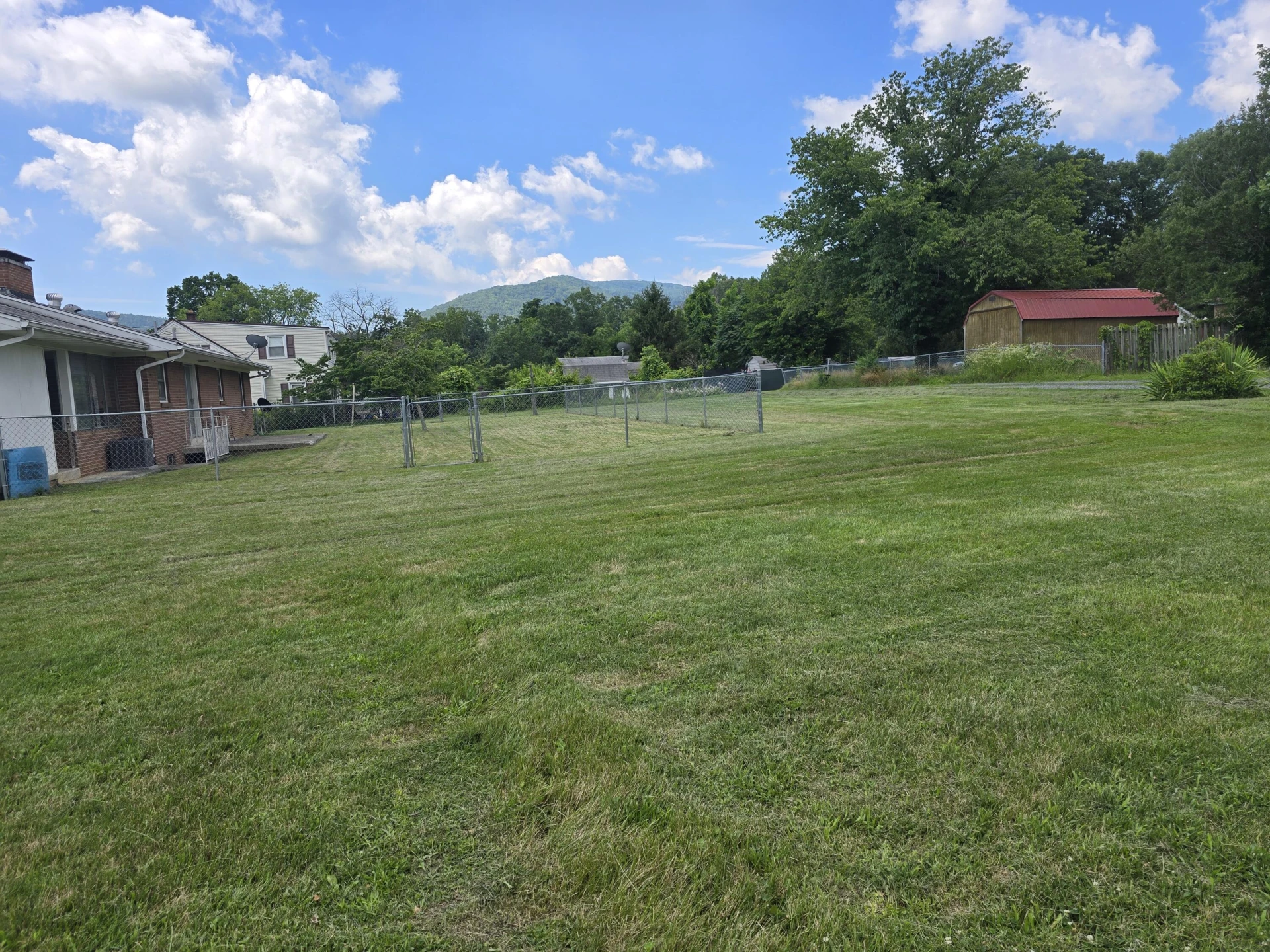 833 Acacia Ave - Photo 22