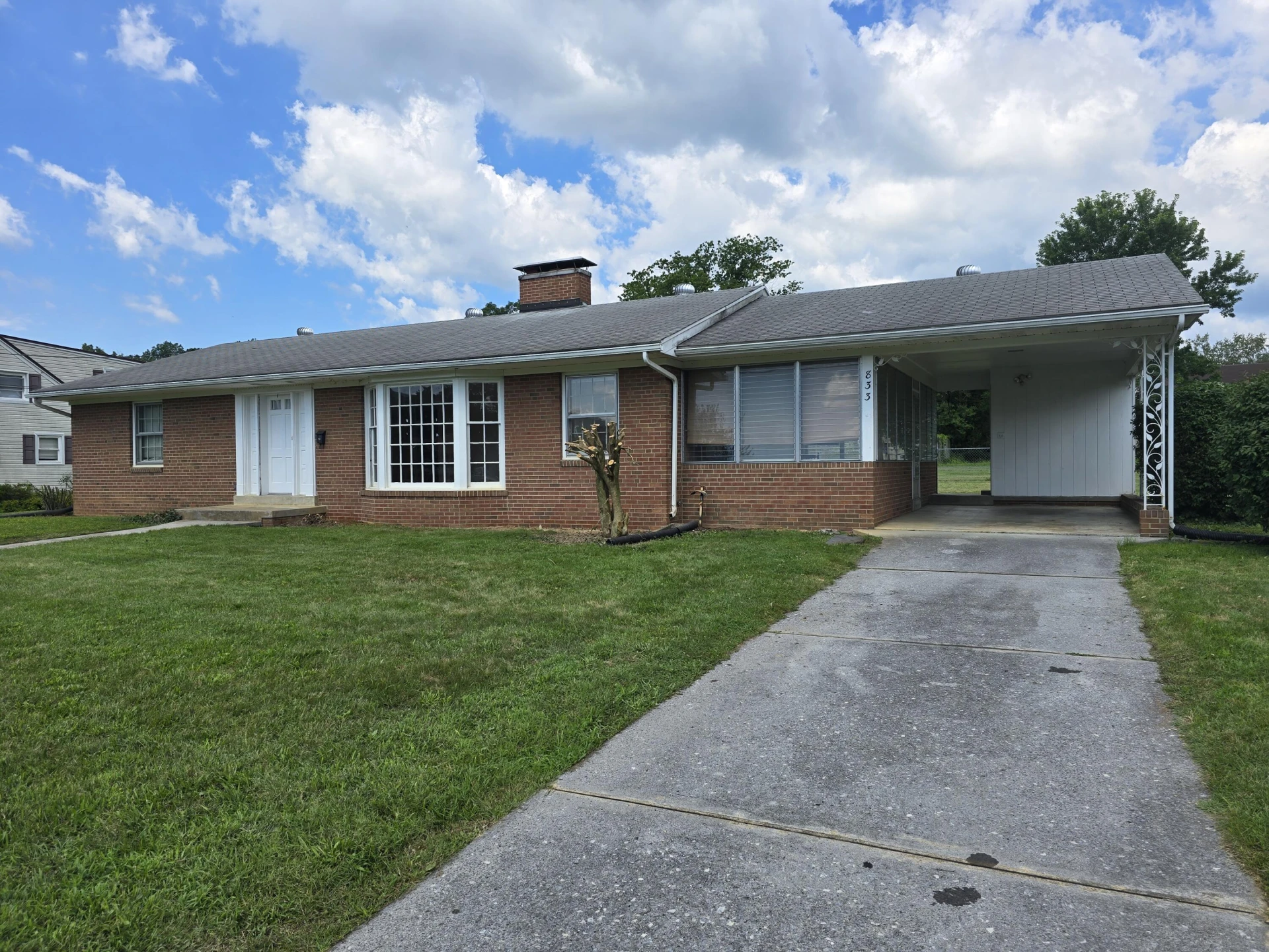 833 Acacia Ave - Photo 3