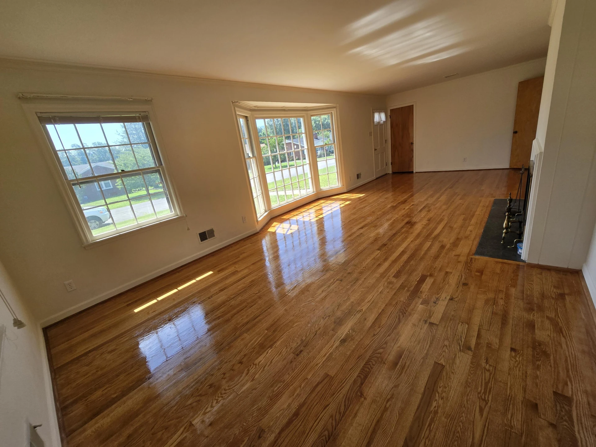 833 Acacia Ave - Photo 4