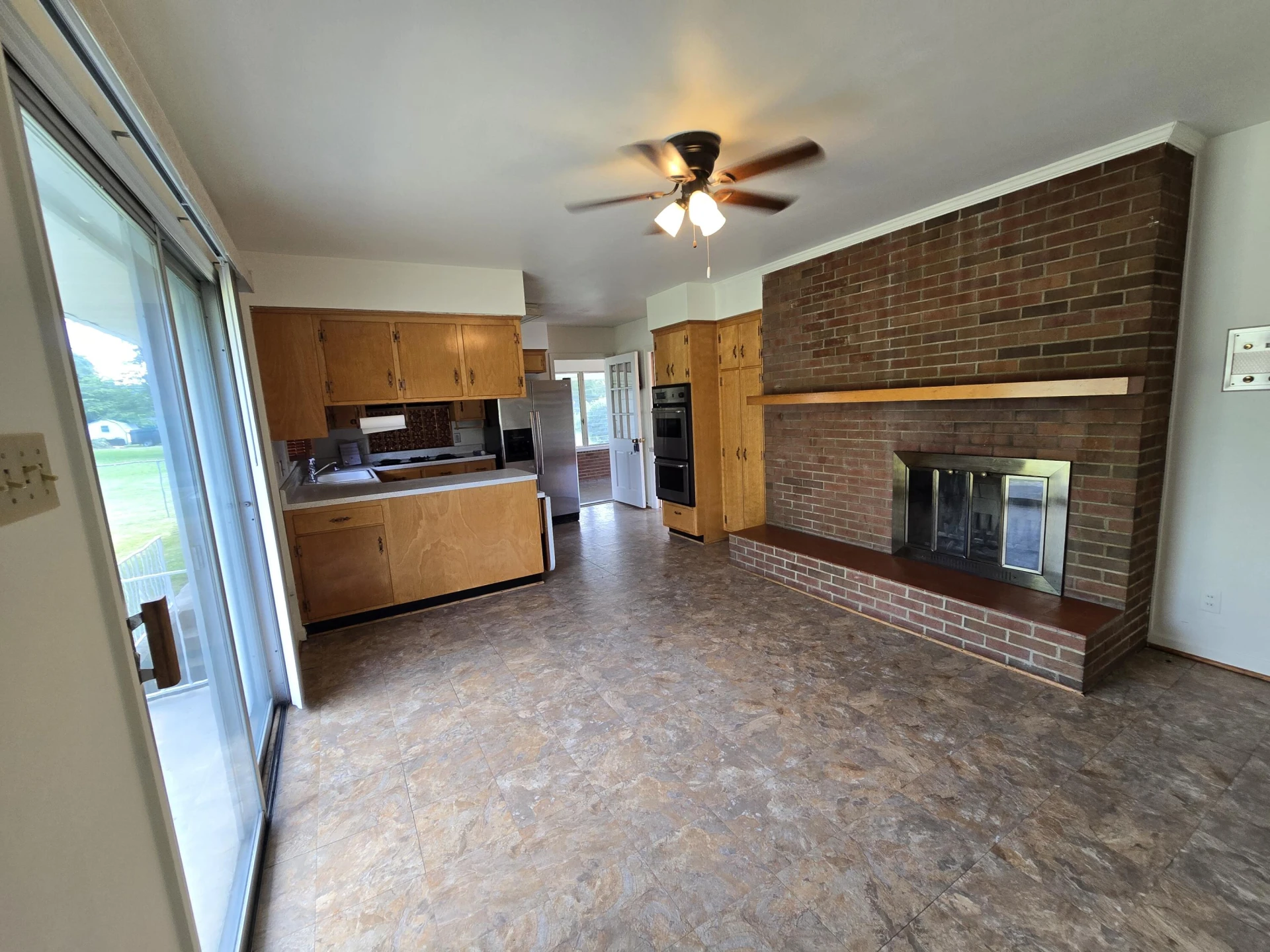 833 Acacia Ave - Photo 8