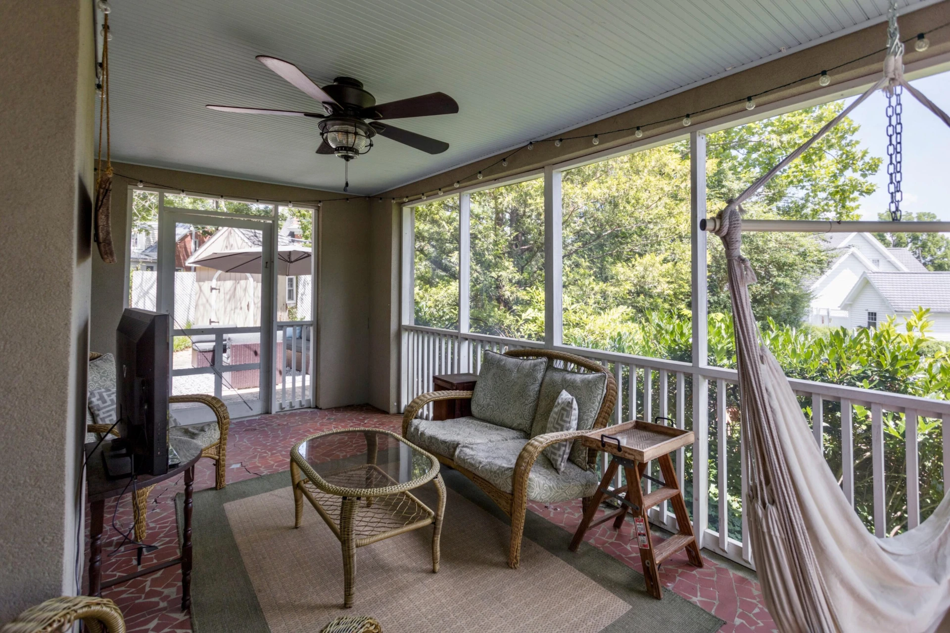 609 Stonewall St - Photo 43