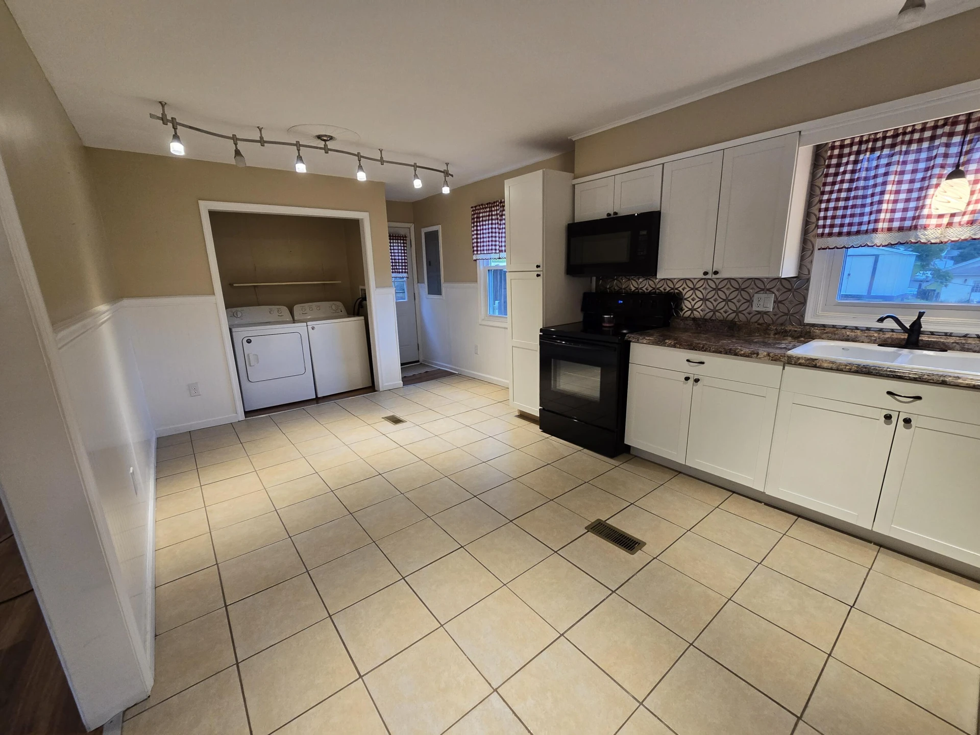 1923 S Arden Ave - Photo 8